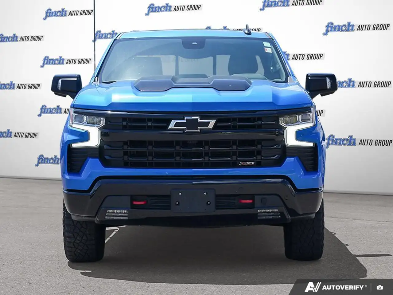 Chevrolet Silverado 1500 photo Chevrolet Silverado 1500