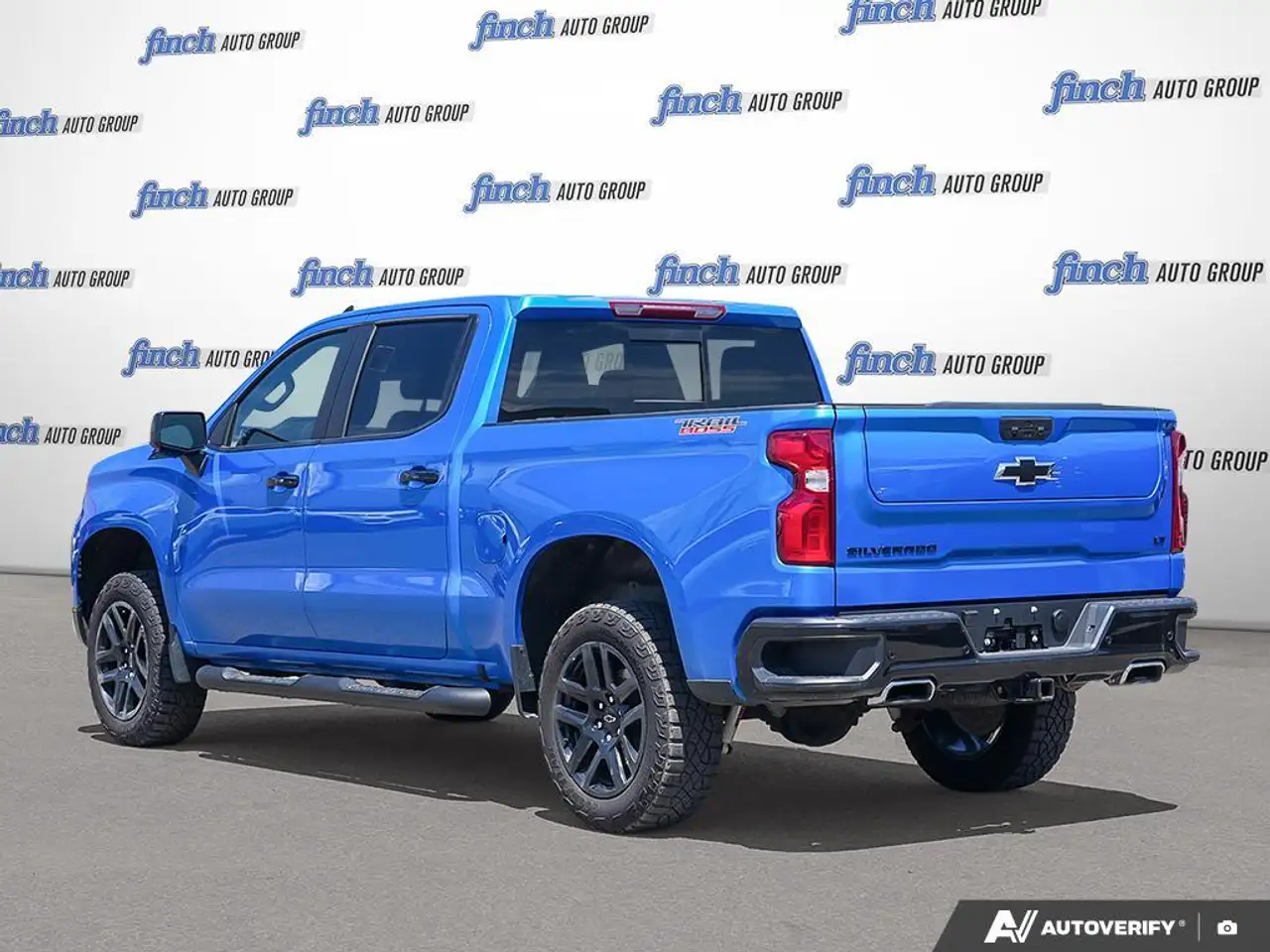 Chevrolet Silverado 1500 photo Chevrolet Silverado 1500