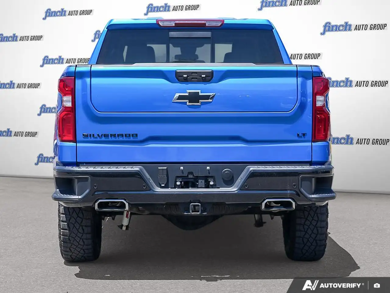 Chevrolet Silverado 1500 photo Chevrolet Silverado 1500