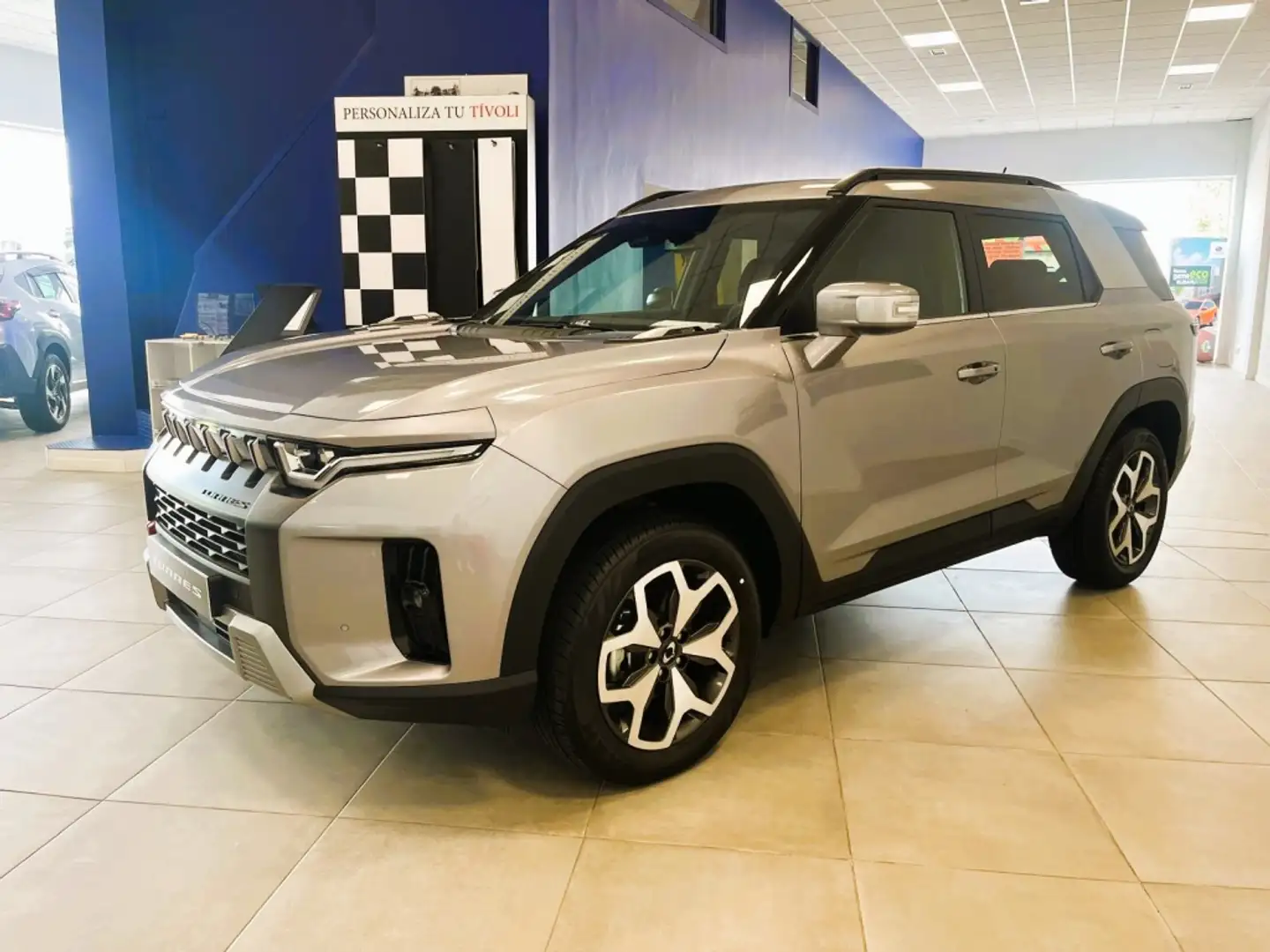 SsangYong Torres G15T Life 4x2 - 1