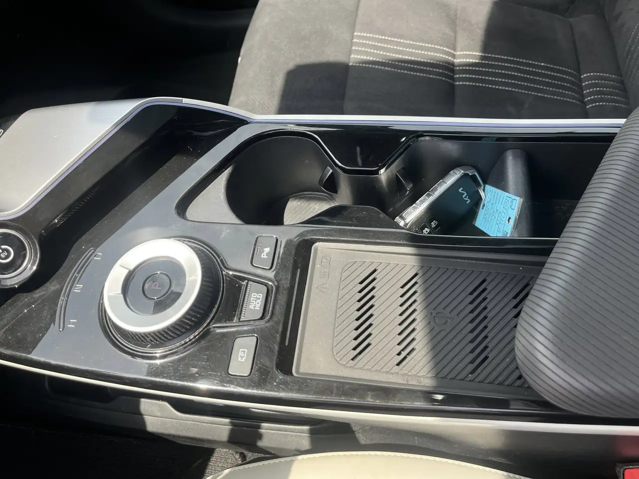 Kia EV6 photo Kia EV6