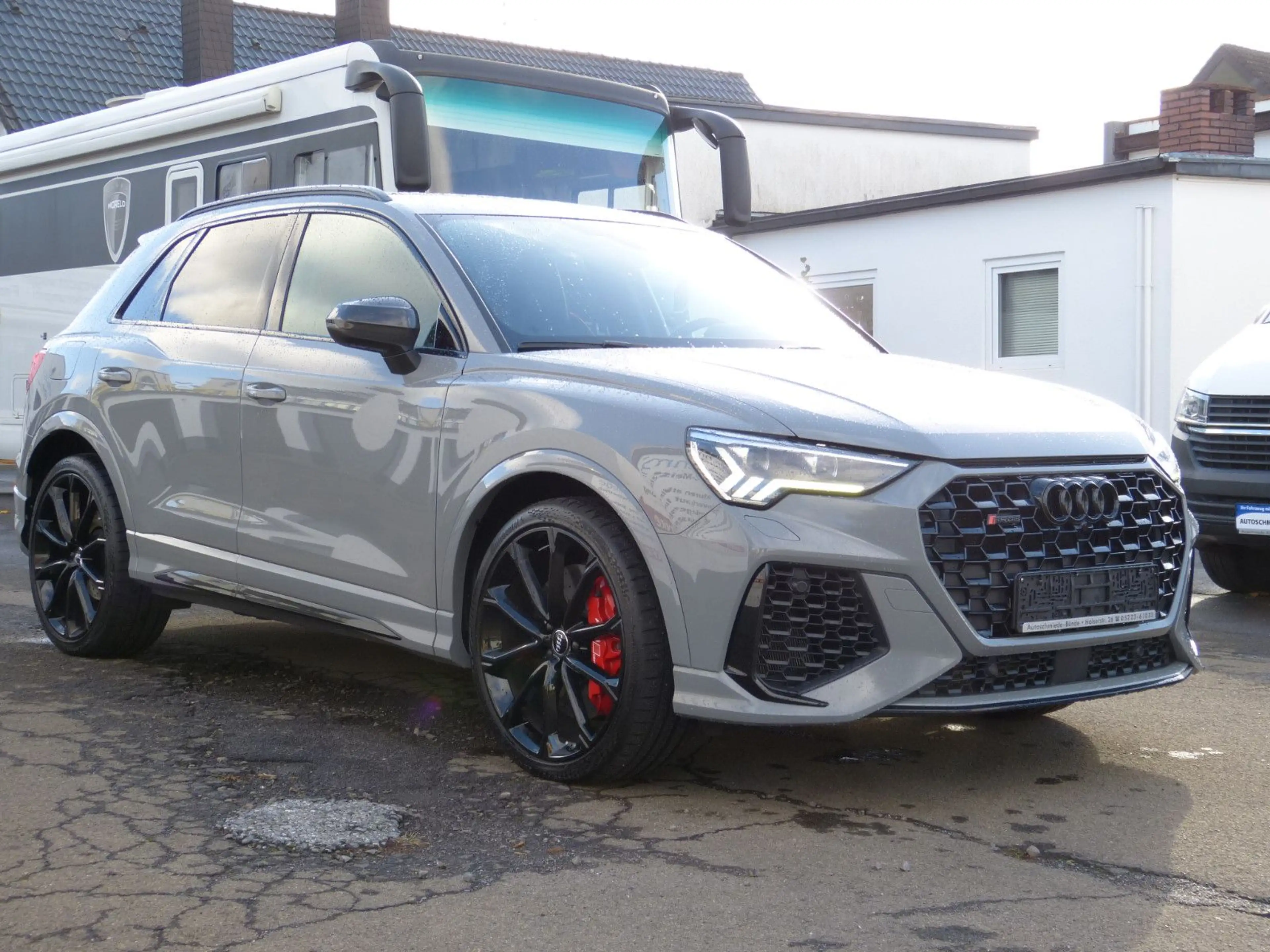 Audi RS Q3 RS Q3 2.5 TFSI quattro Keramikbremse 1.Hand — photo 2