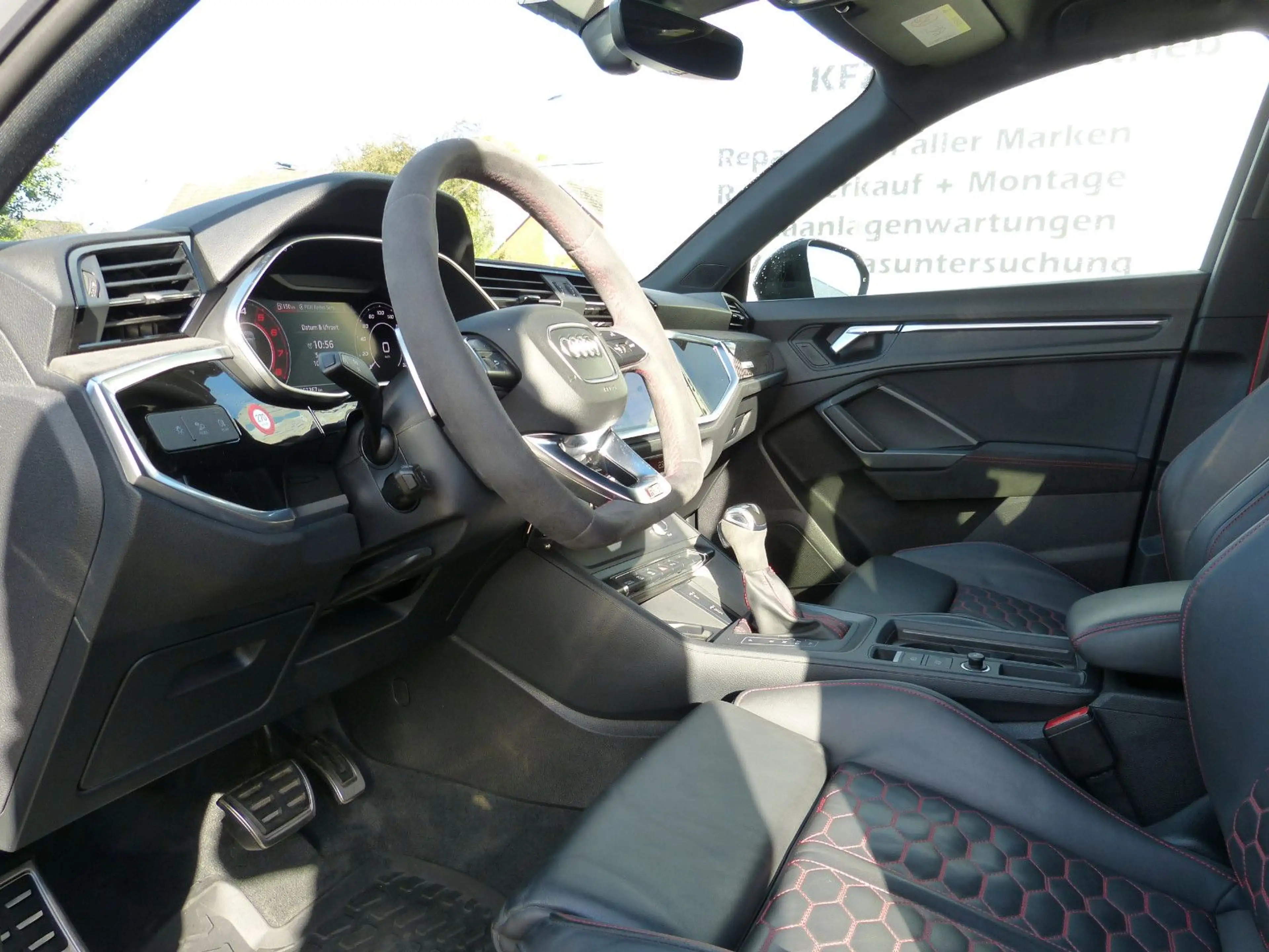 Audi RS Q3 RS Q3 2.5 TFSI quattro Keramikbremse 1.Hand — photo 5