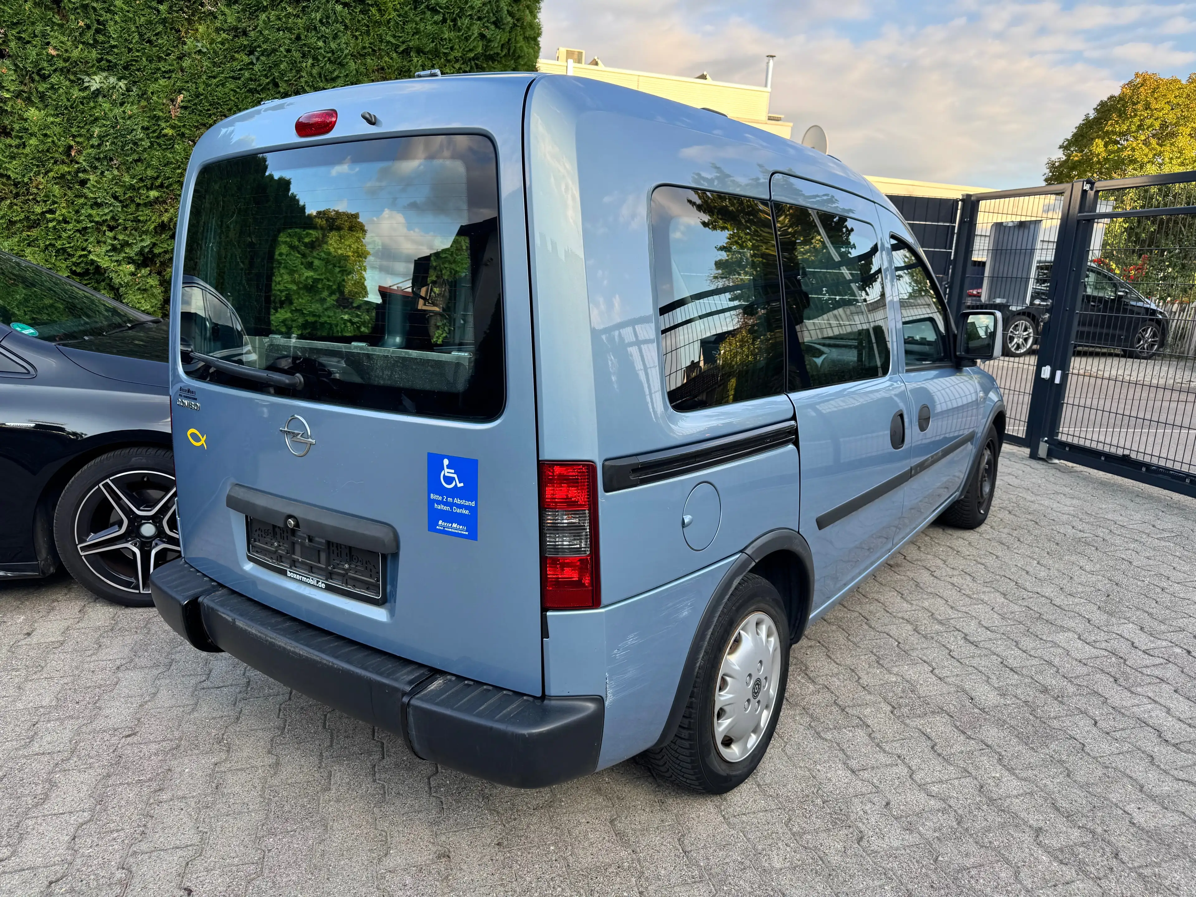 Opel Combo Edition ROLLSTUHL RAMPE BEHINDERTENGERECHT — photo 11