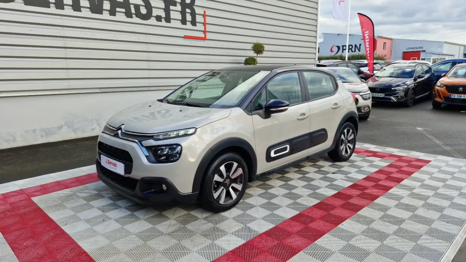 Citroen C3 BLUEHDI 100 SS BVM6 SHINE Beige - 2