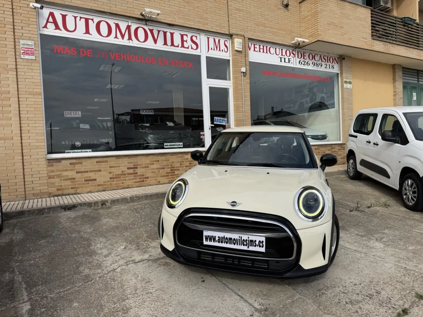 MINI One Beige - 2