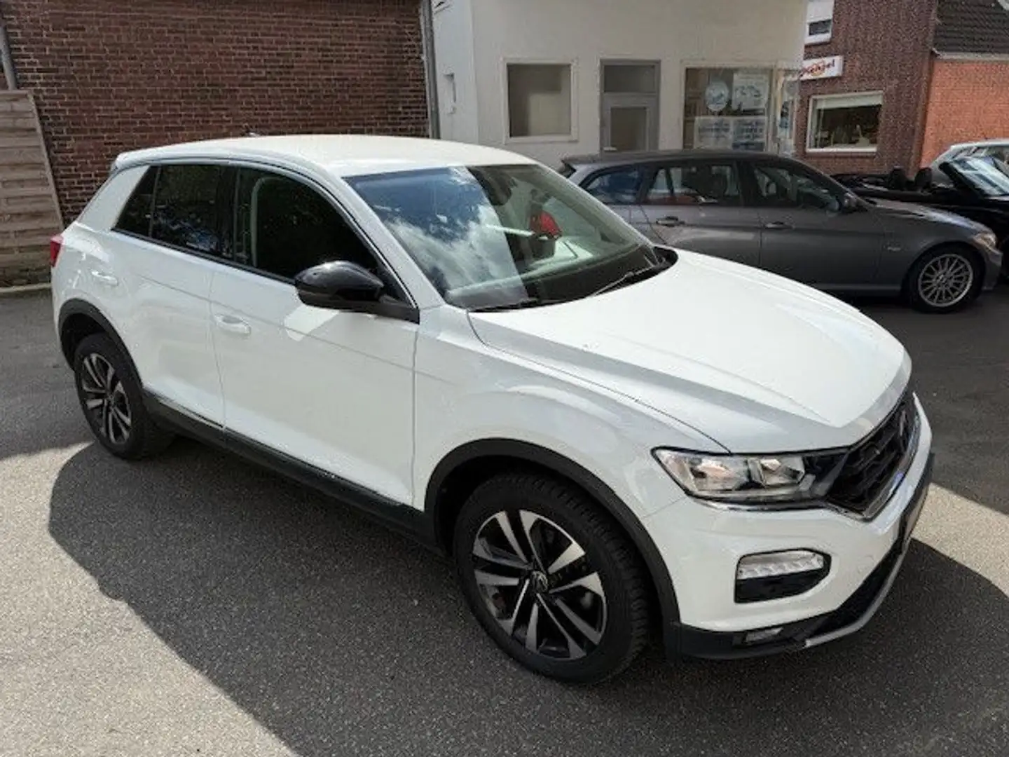 Volkswagen T-Roc 1.0 TSI "UNITED" -NAVI-ALU-App-PDC Blanc - 1