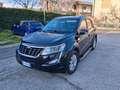 Mahindra XUV500 XUV 500 2016 2.2 16v W8  7p.t Negro - thumbnail 2