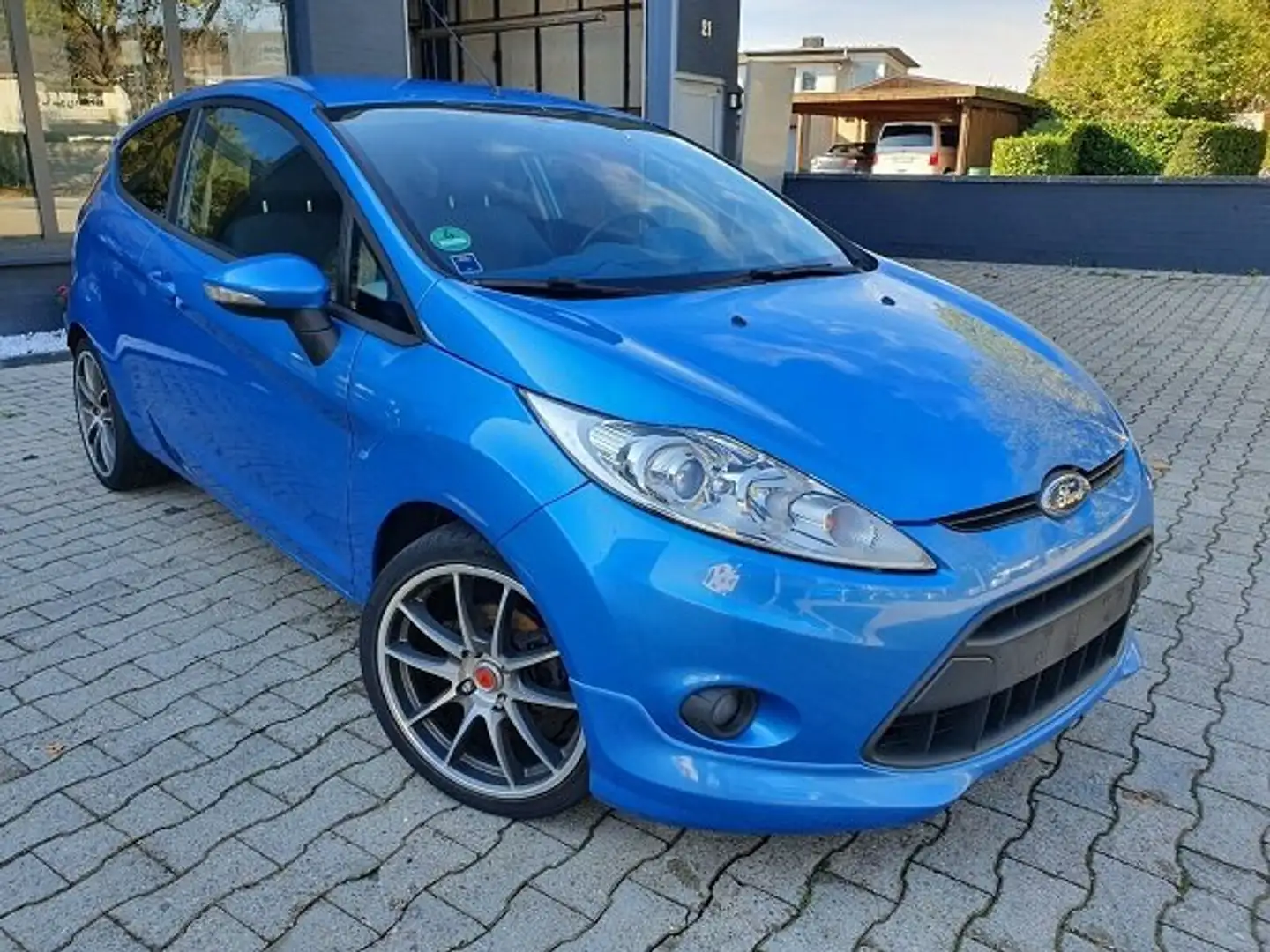 Ford Fiesta Fiesta 1.4 Sport Синій - 2