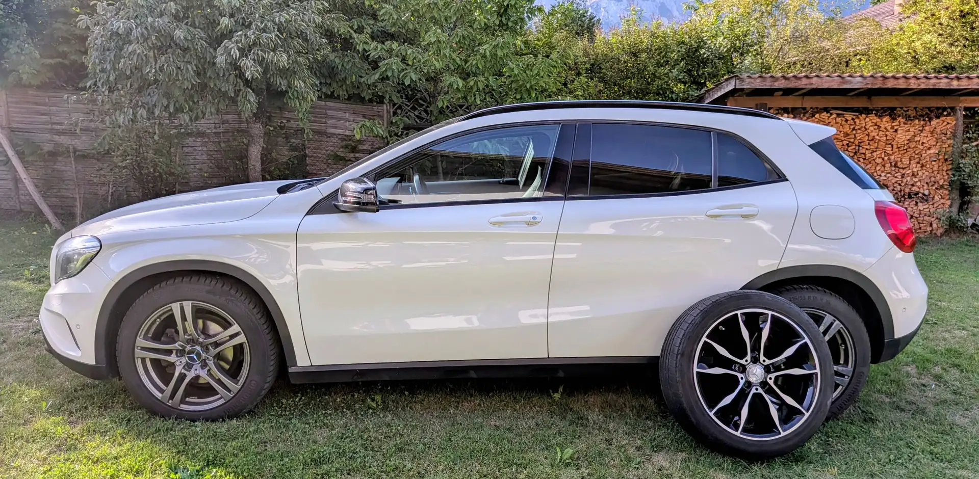 Mercedes-Benz GLA 220 GLA 220 CDI 4MATIC Aut. Weiß - 2
