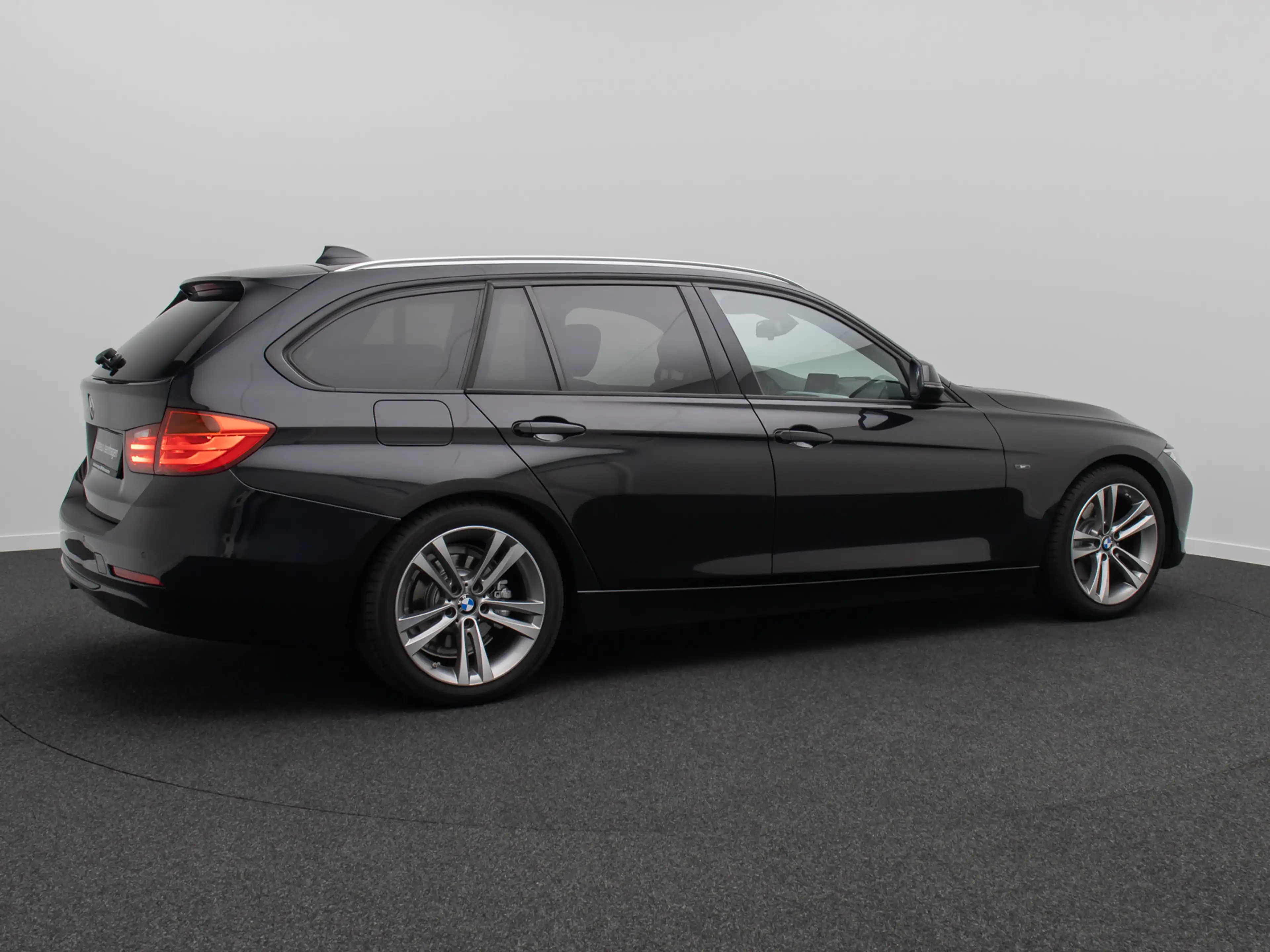 BMW 325 Sport Line HUD HiFi Xenon Panorama Alarm — photo 6