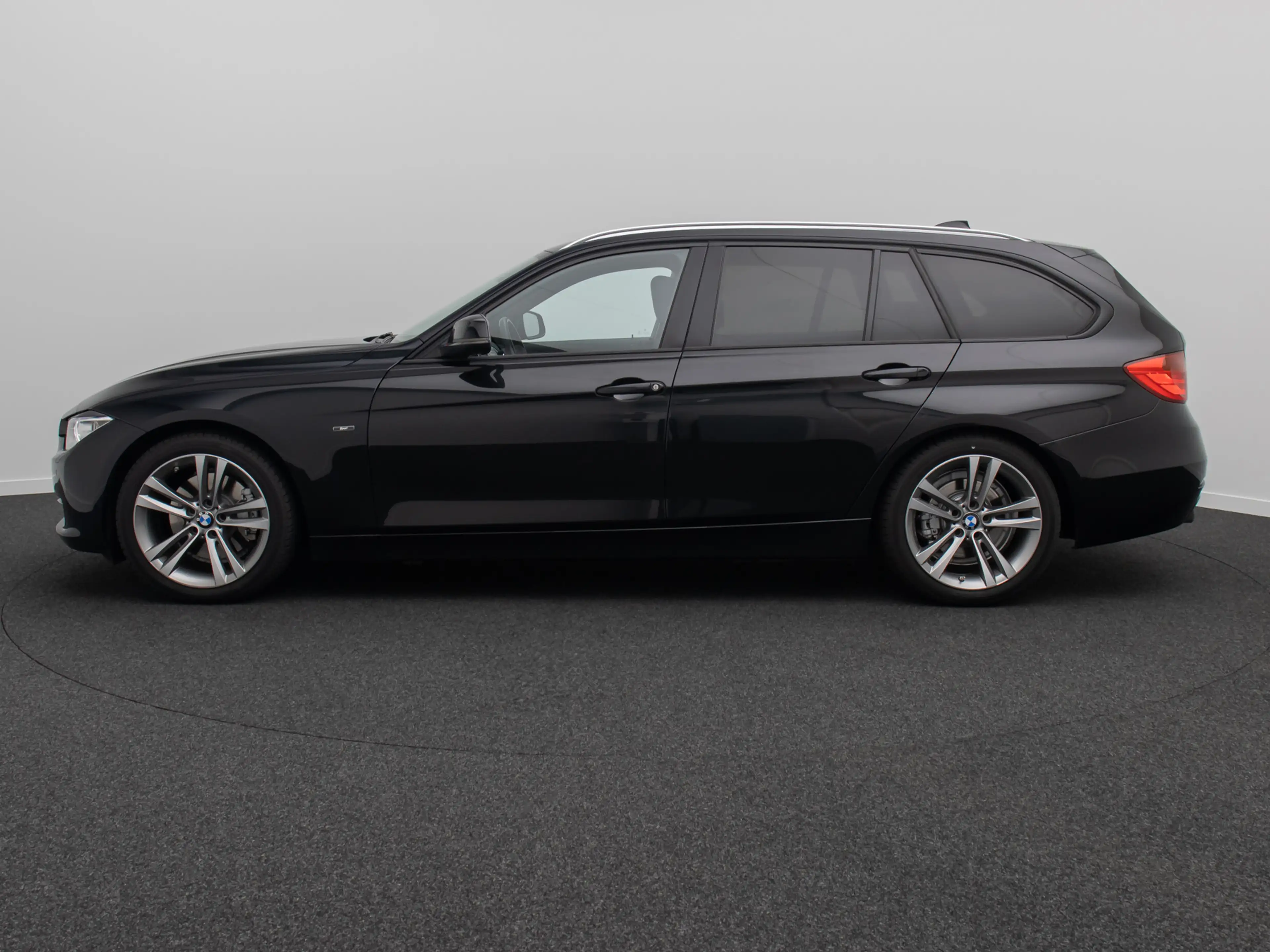 BMW 325 Sport Line HUD HiFi Xenon Panorama Alarm — photo 11