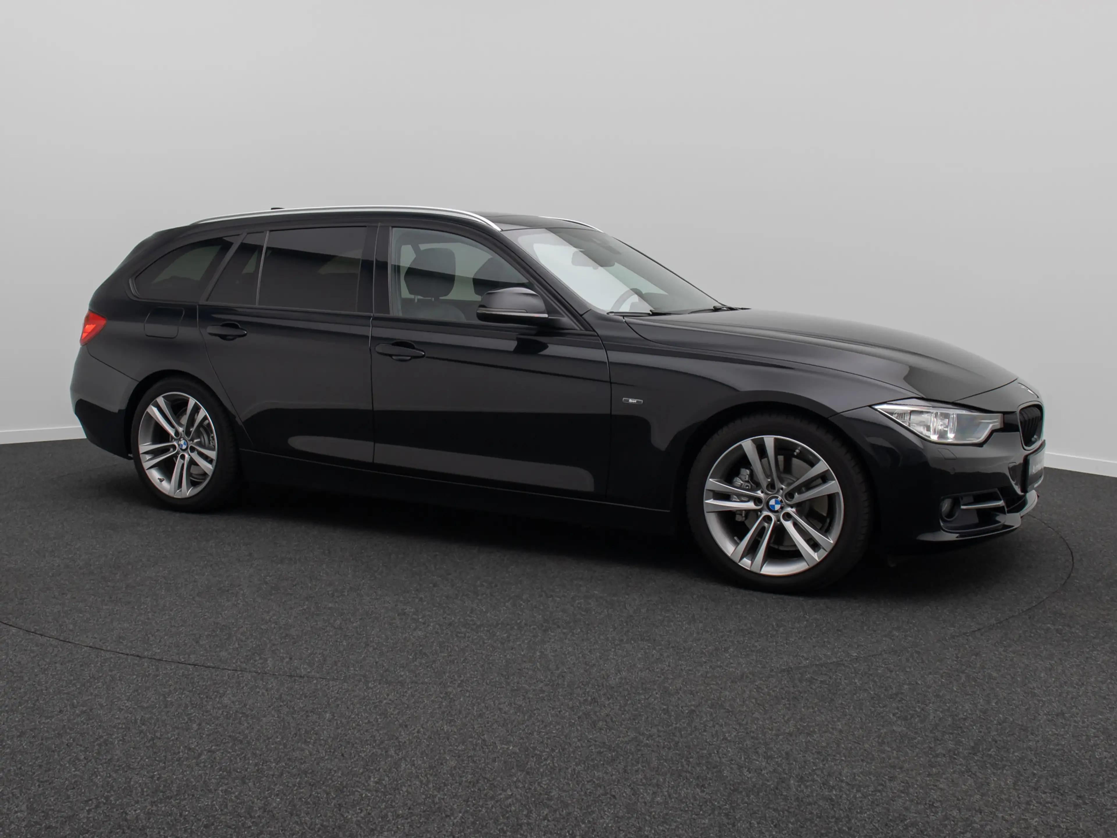BMW 325 Sport Line HUD HiFi Xenon Panorama Alarm — photo 4