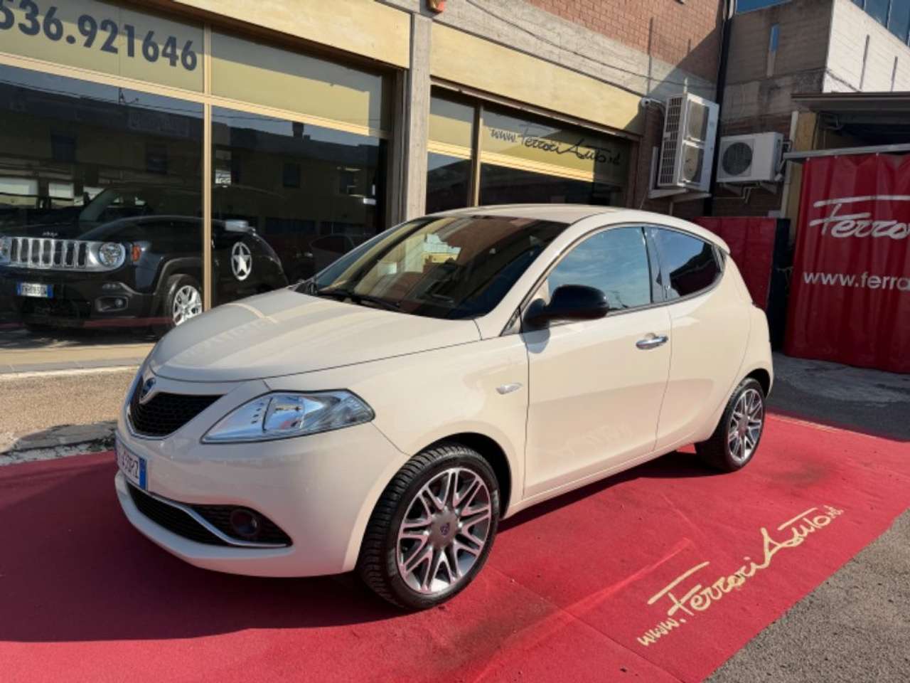 Lancia Ypsilon 1.2 69 CV 5 porte Platinum CINGHIA NUOVA