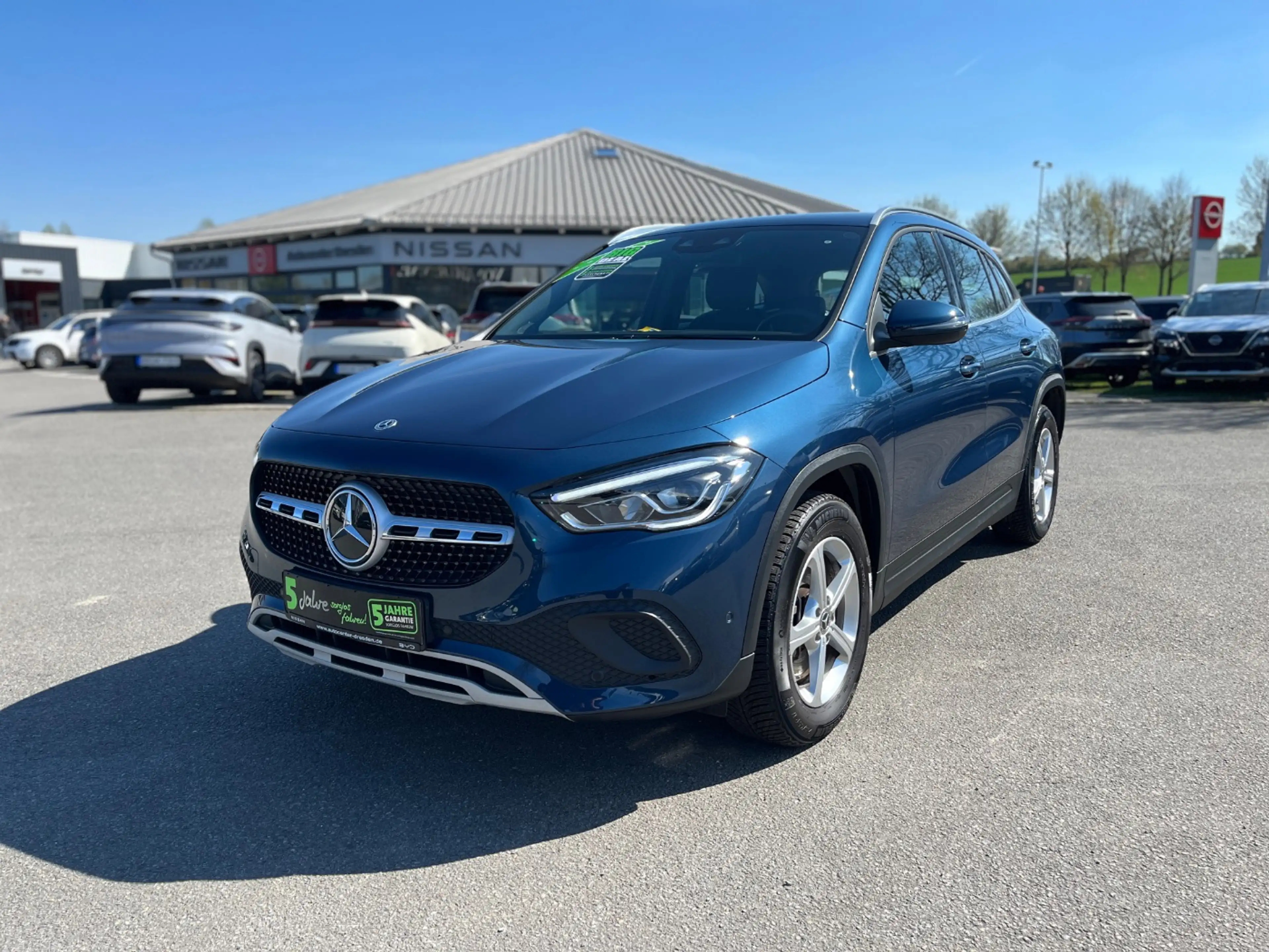 Mercedes-Benz GLA 220 d Style AHK+LED+Navi+SHZ+KlimaA+SKR&WKR — photo 2
