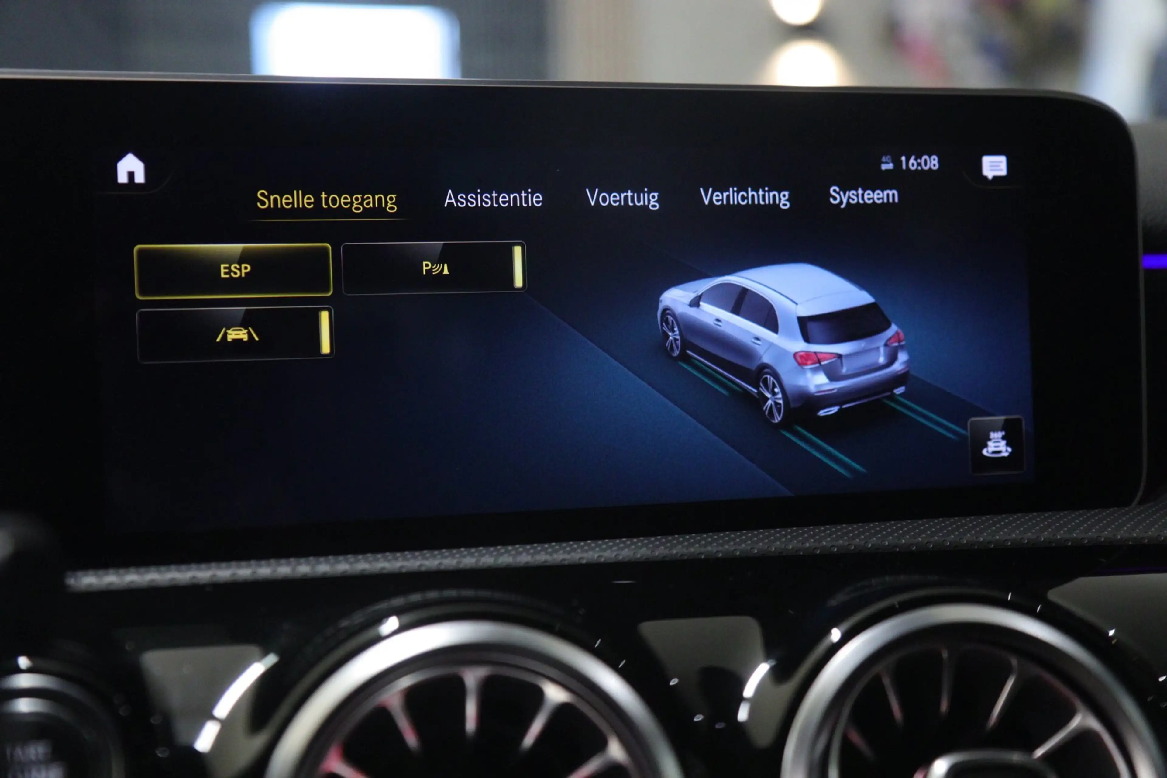 Mercedes-Benz A 250 e AMG Limited PANO/CARPLAY/CAM/ACC/MEMORY/VOL — photo 20