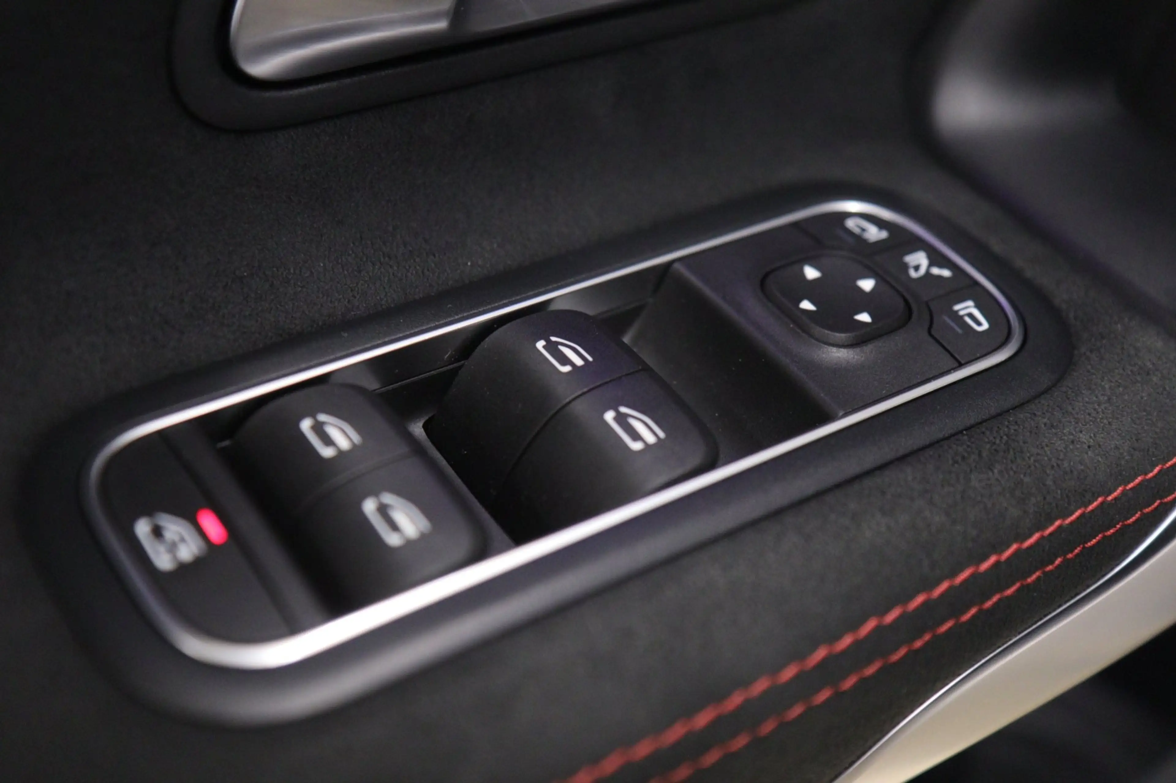 Mercedes-Benz A 250 e AMG Limited PANO/CARPLAY/CAM/ACC/MEMORY/VOL — photo 41