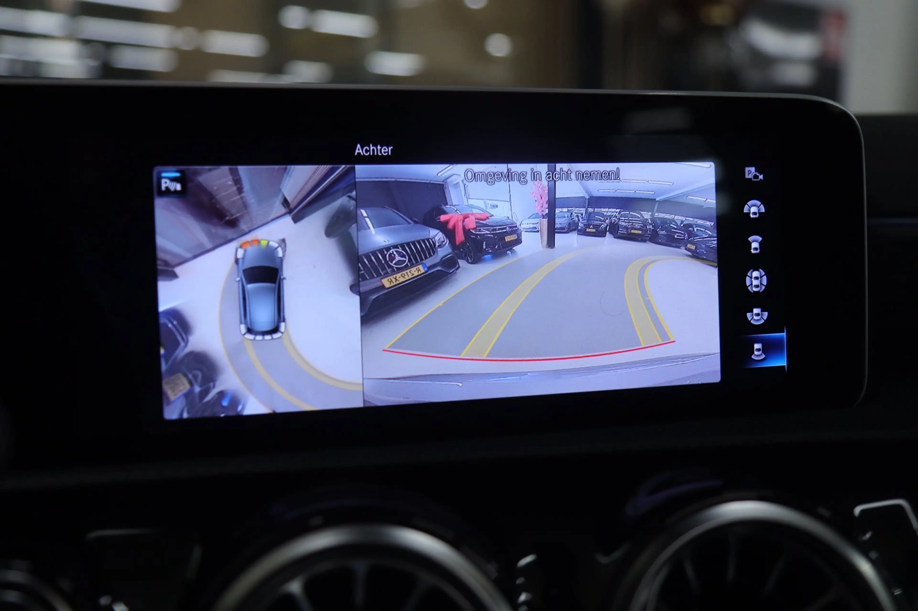 Mercedes-Benz A 250 e AMG Limited PANO/CARPLAY/CAM/ACC/MEMORY/VOL — photo 17