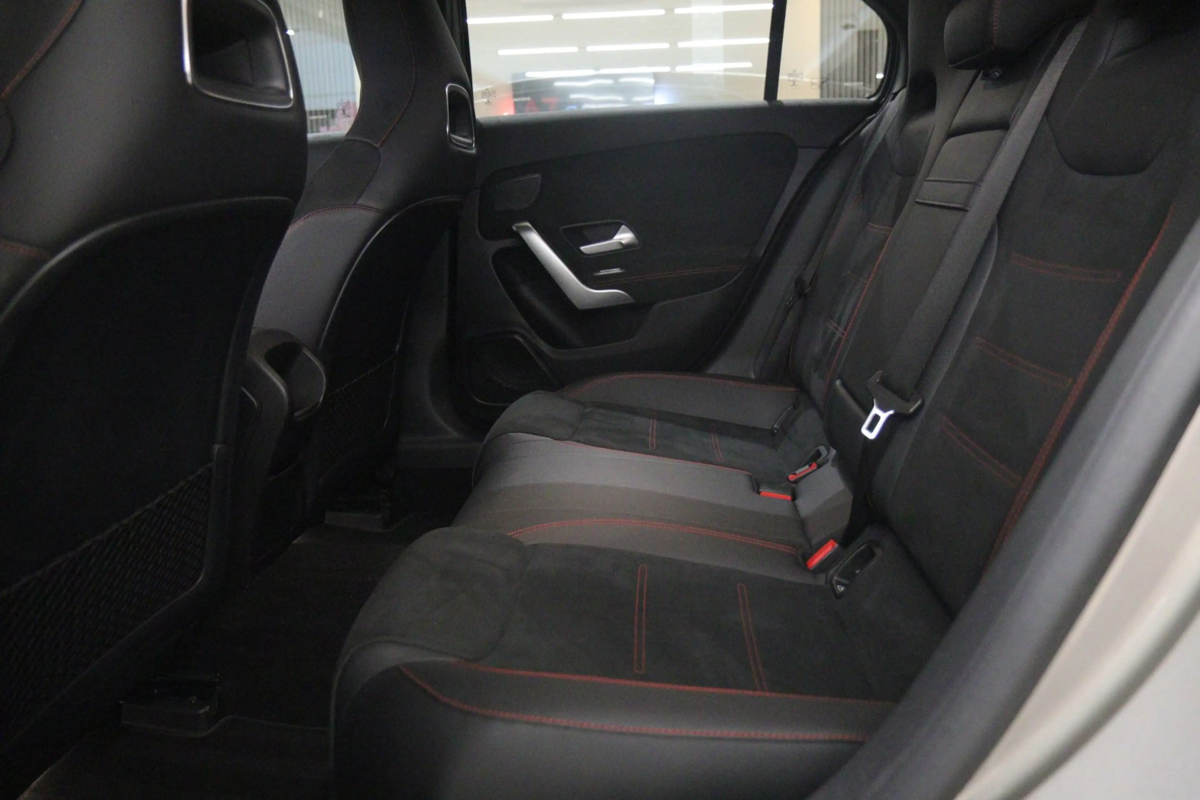 Mercedes-Benz A 250 e AMG Limited PANO/CARPLAY/CAM/ACC/MEMORY/VOL — photo 14