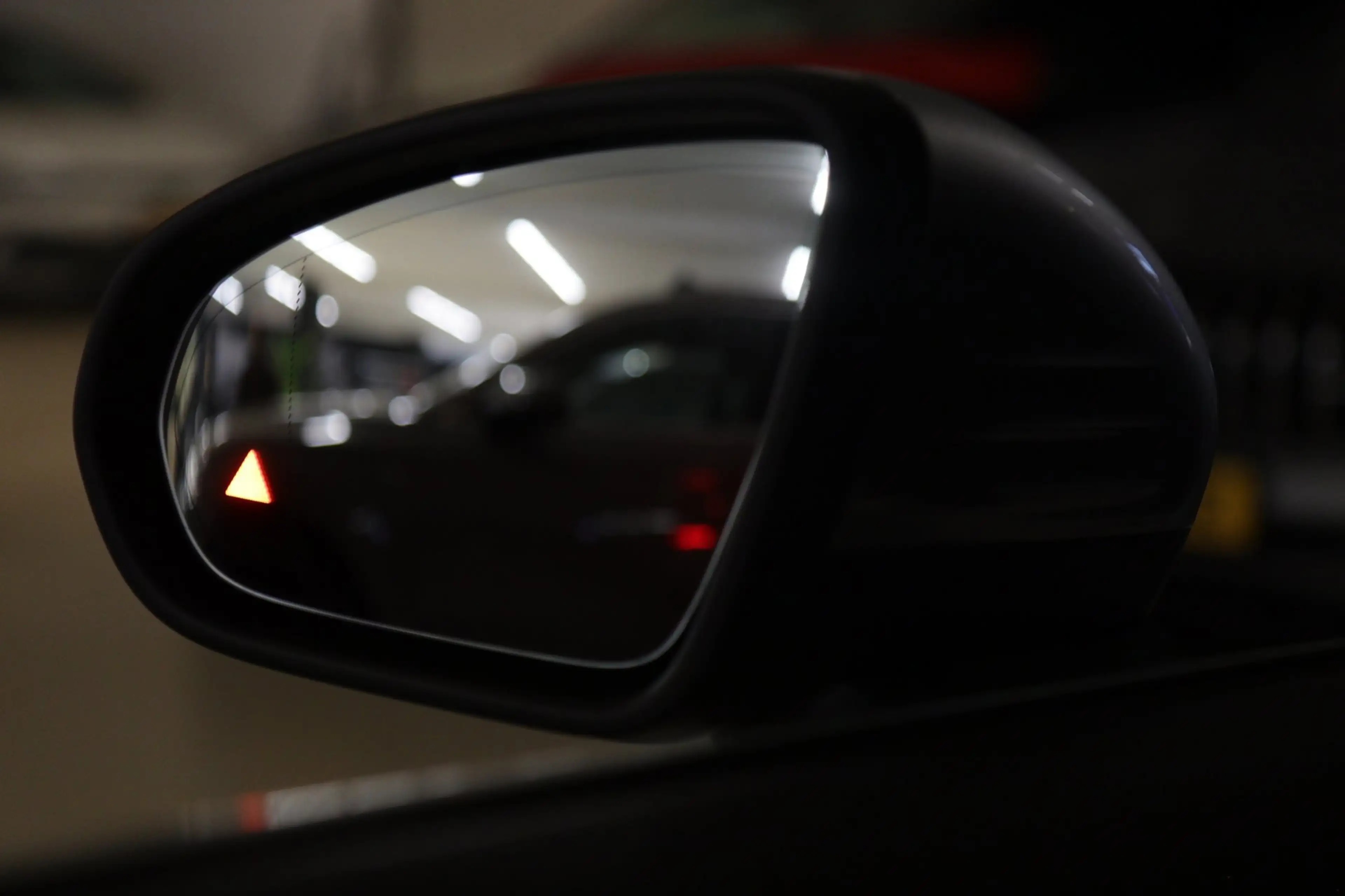 Mercedes-Benz A 250 e AMG Limited PANO/CARPLAY/CAM/ACC/MEMORY/VOL — photo 46