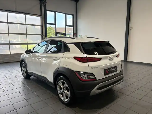 Hyundai Kona view 4