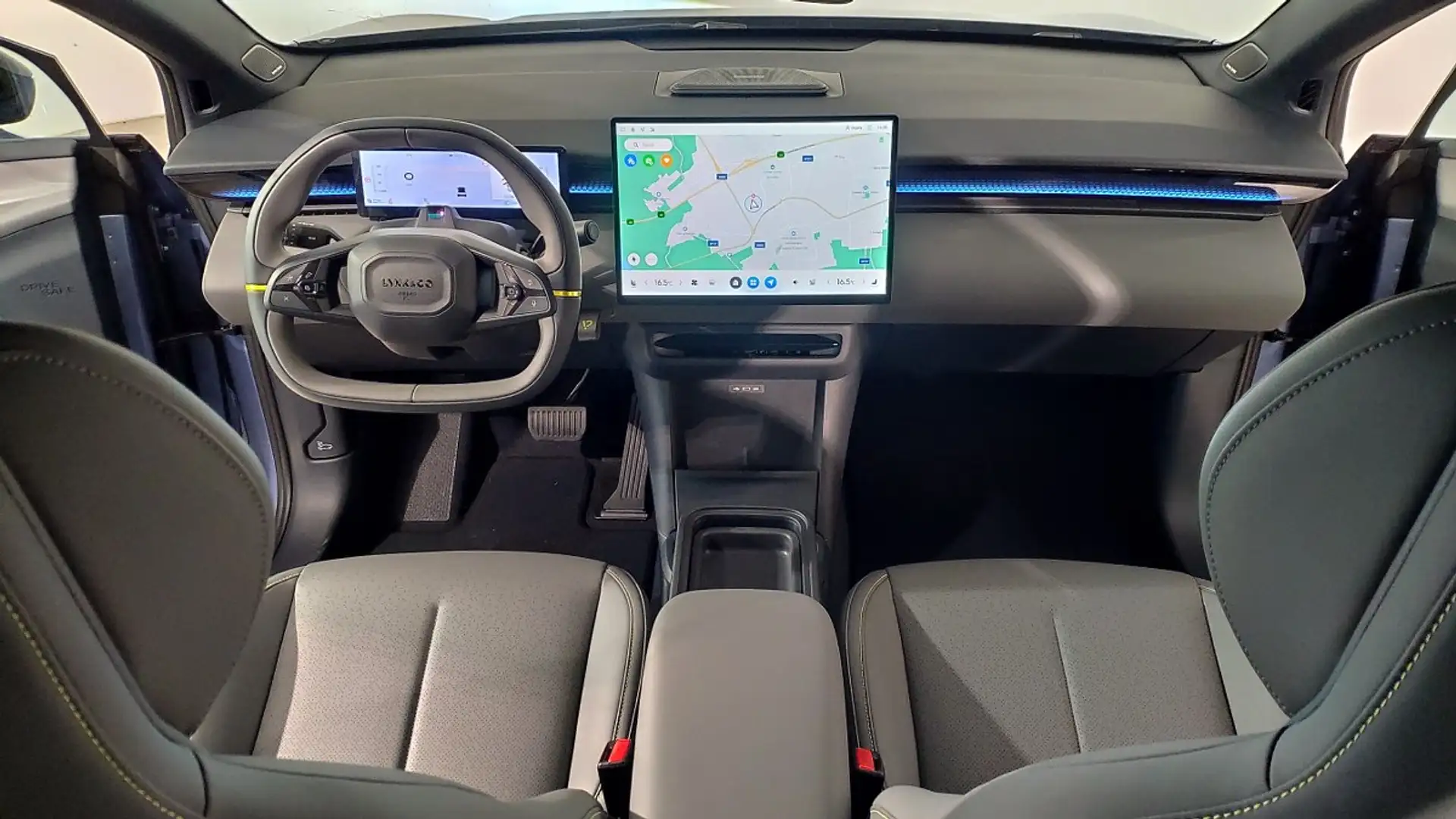 Lynk & Co 02 Ev 200Kw More Bleu - 2