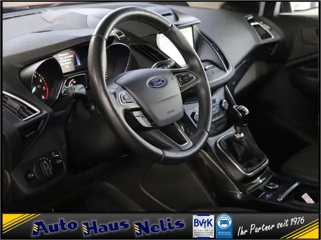 Ford Kuga view 9