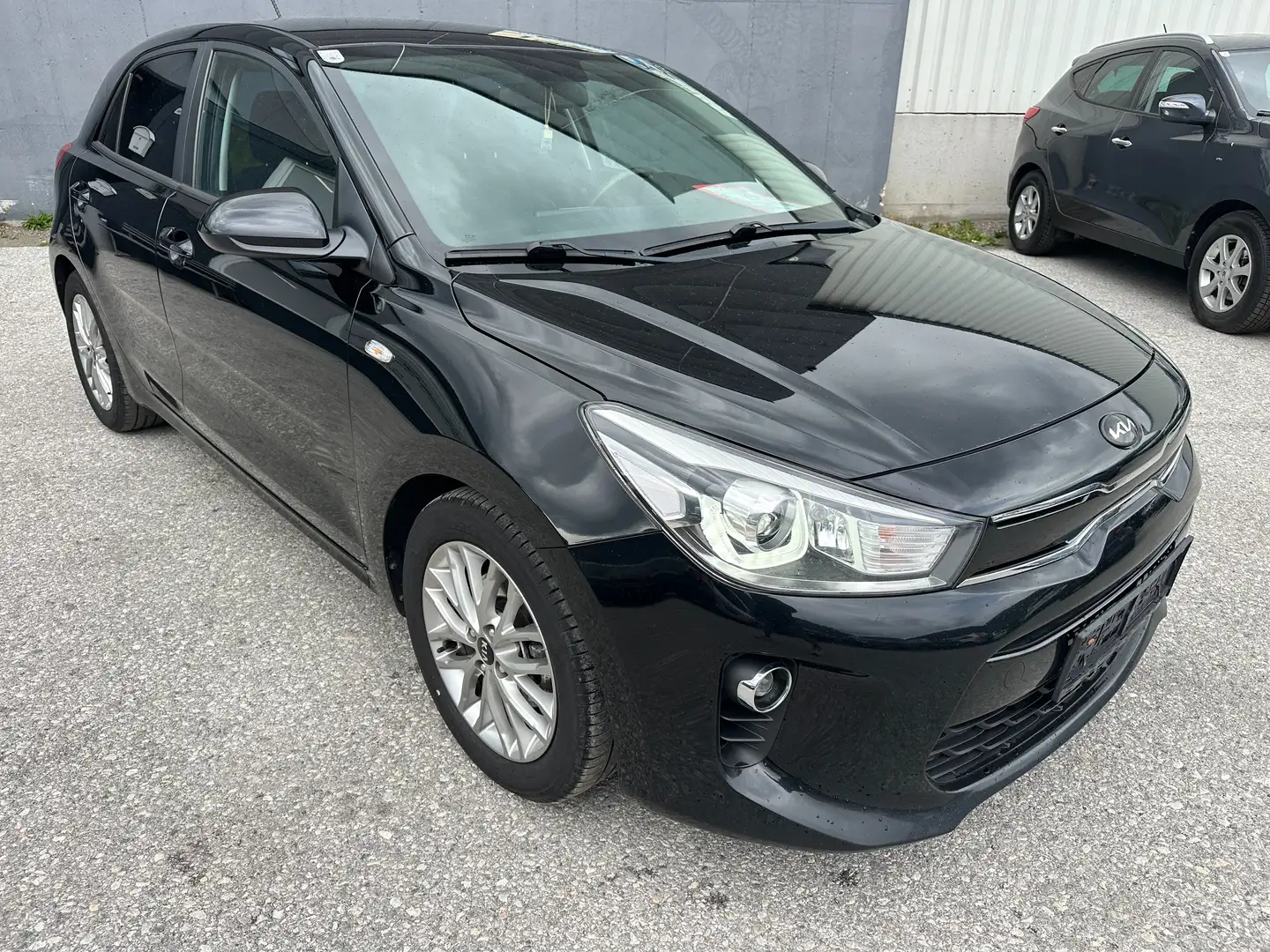 Kia Rio Automatik TGDI 120 Ps Pickerl 9/2026 Schwarz - 1