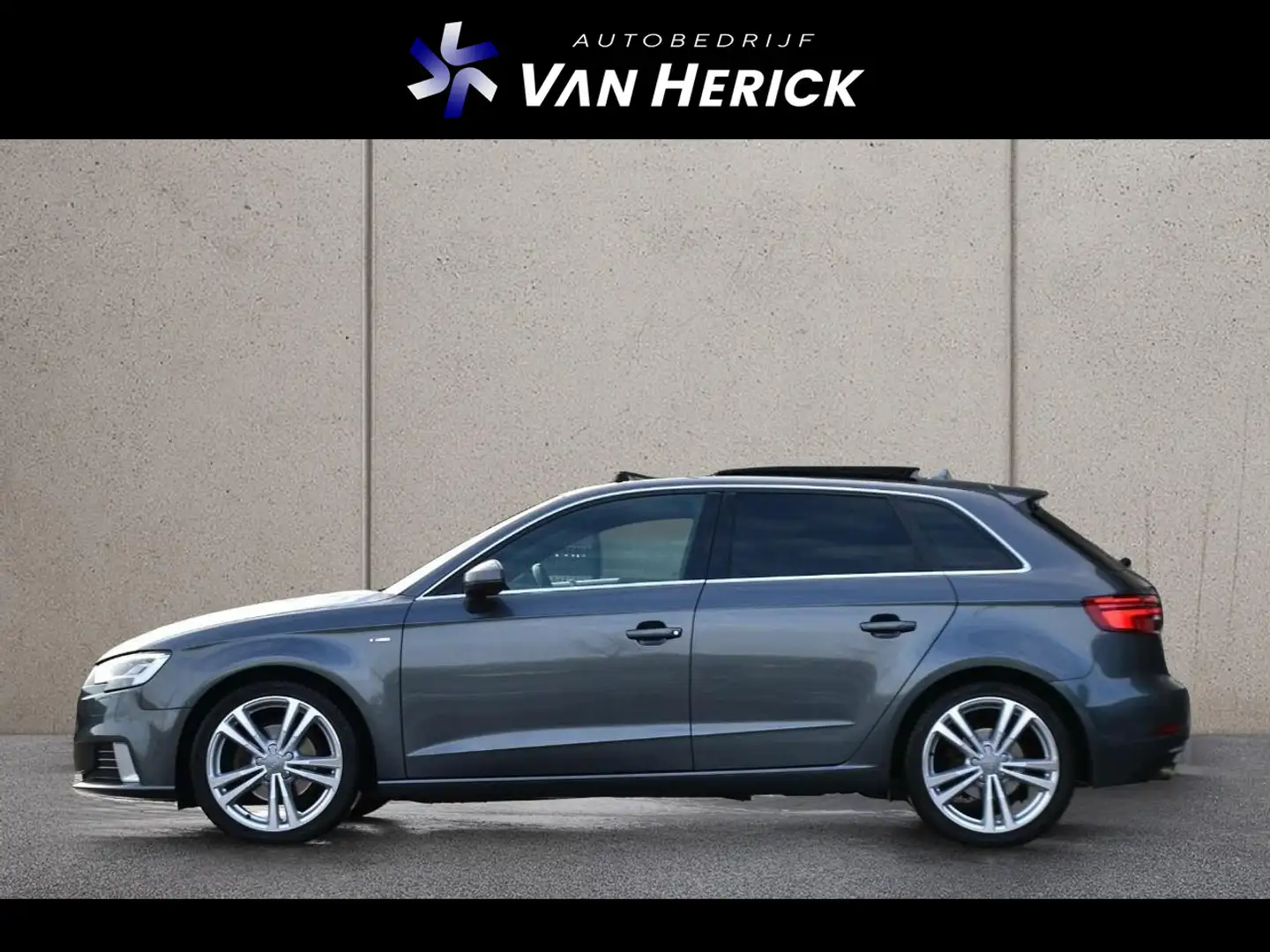 Audi A3 Sportback 1.5 TFSI 150PK Sport S Line Edition Auto Grau - 2