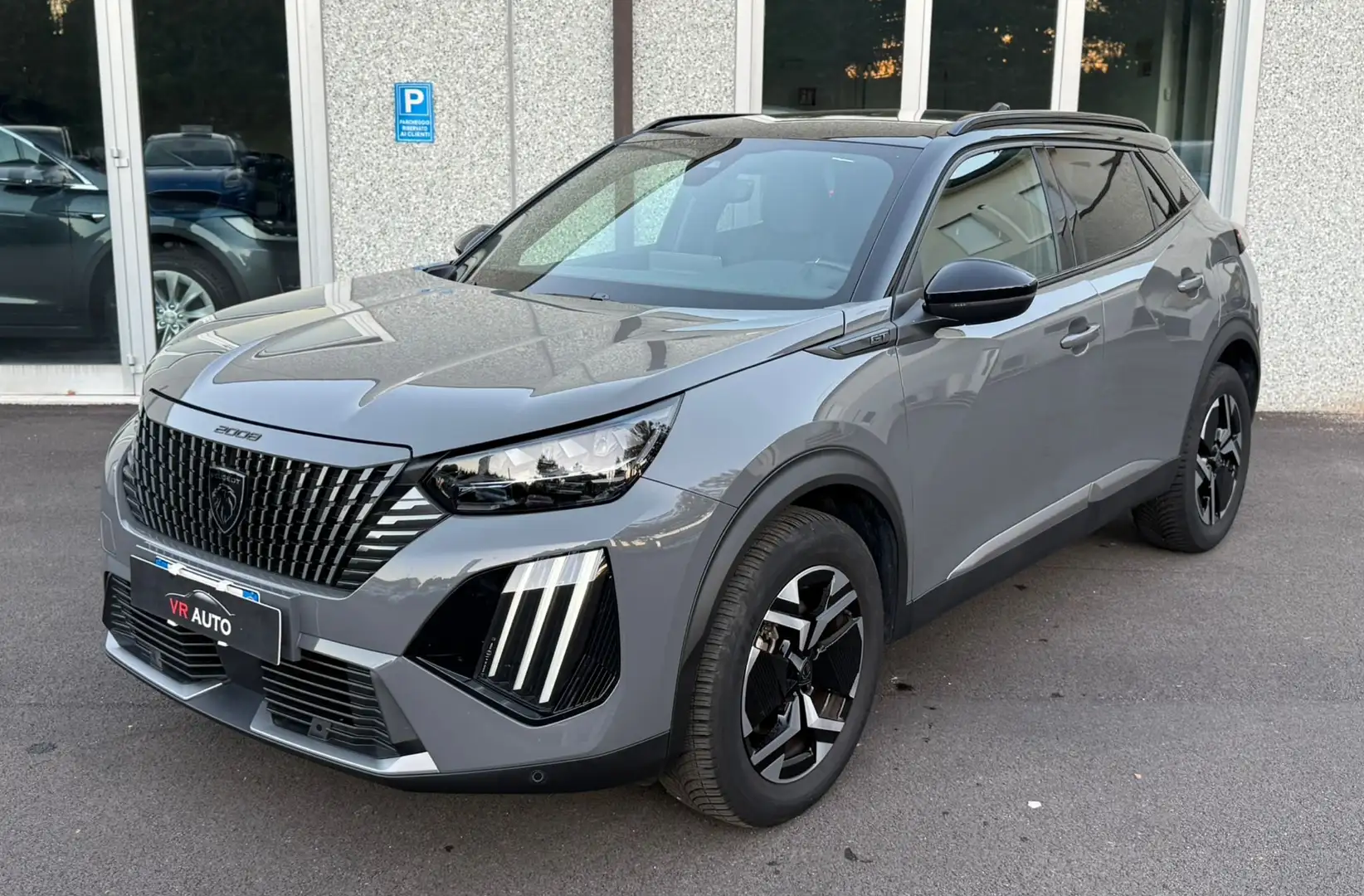 Peugeot 2008 GT 1.5 bluehdi AUTOM. S&S FULL OPTIONAL *Promo fin Gris - 1