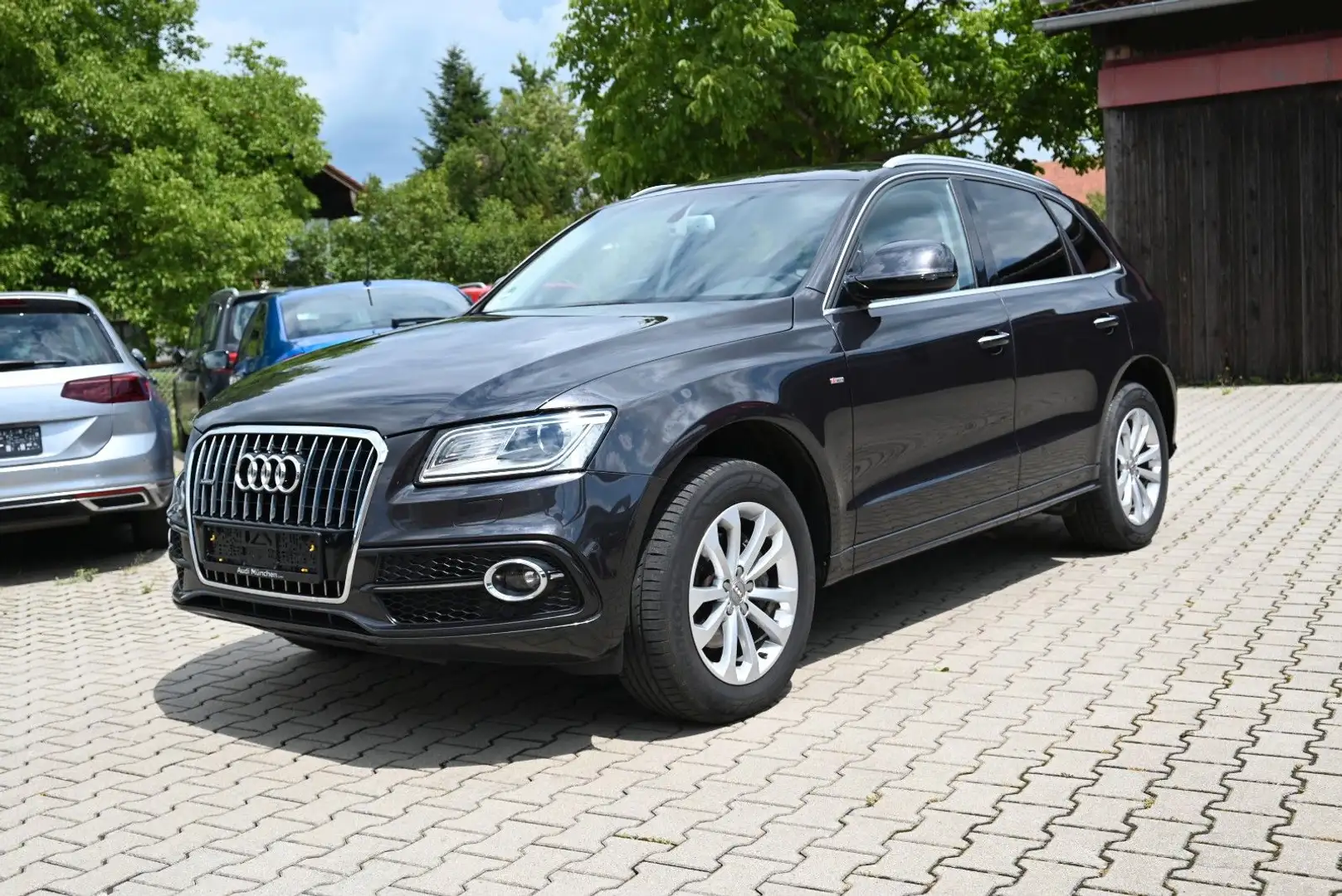 Audi Q5 2.0 TDI  quattro S-Line /AHK/Xenon/Leder Grau - 1