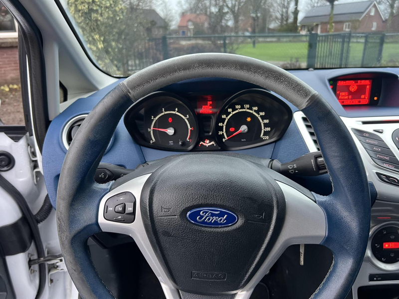 Ford Fiesta 1.6 Sport Leder| Stoelverwarming — photo 6