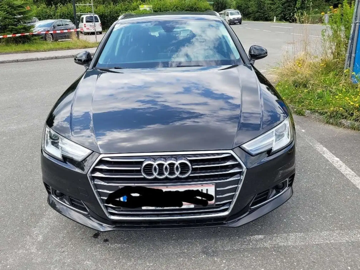Audi A4 Avant 2,0 TDI Design S-tronic - 1