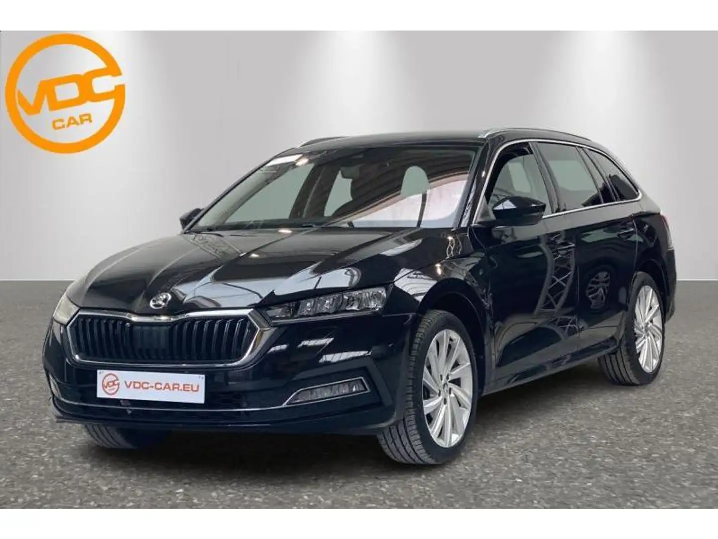 Skoda Octavia Ambition Czarny - 1