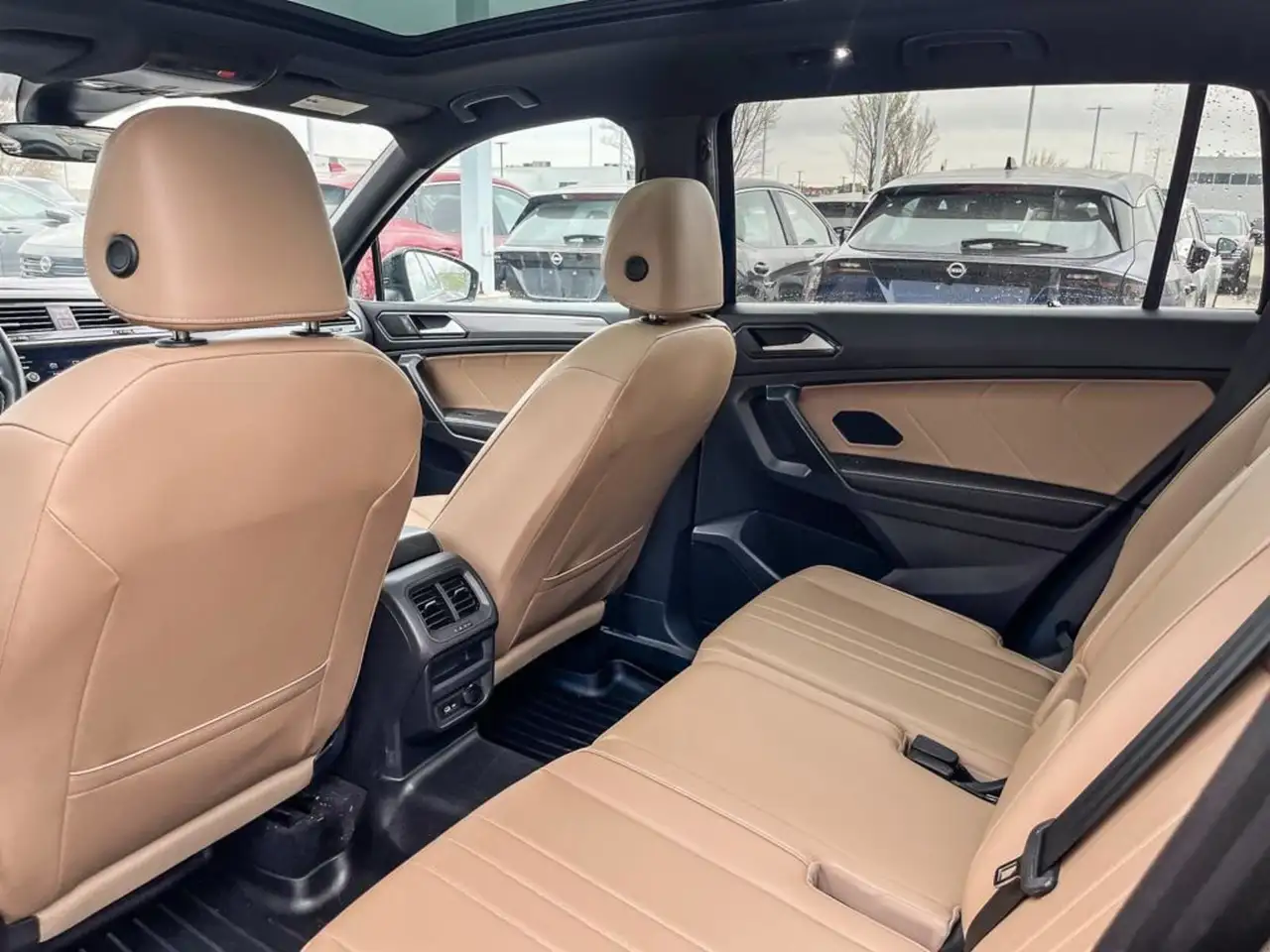 Volkswagen Tiguan снимка Volkswagen Tiguan