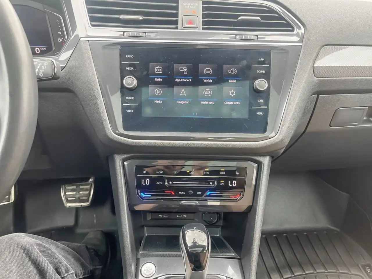 Volkswagen Tiguan снимка Volkswagen Tiguan