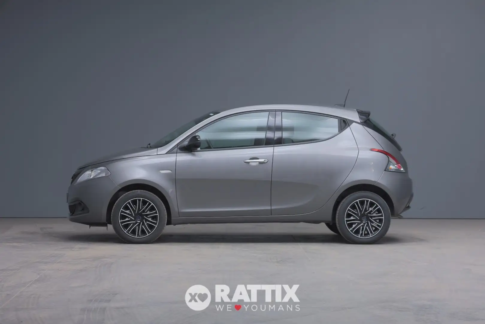 Lancia Ypsilon 1.0 Firefly Hybrid 70CV Oro Gris - 2