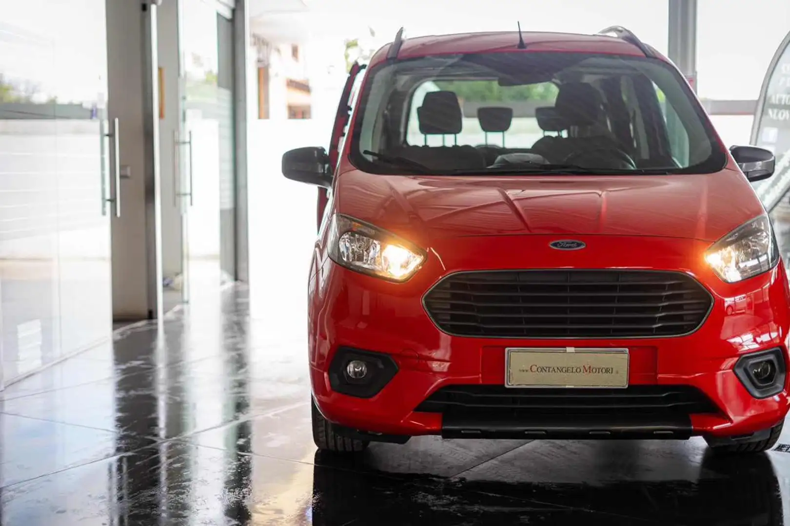 Ford Tourneo Courier 1.5 TDCI 75 CV S&S Sport Rosso - 1