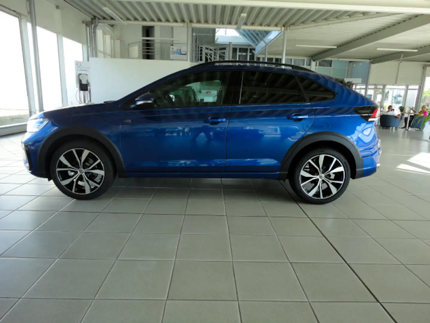 Volkswagen Taigo R-Line TSI 7-Gang-DSG Azul - 2