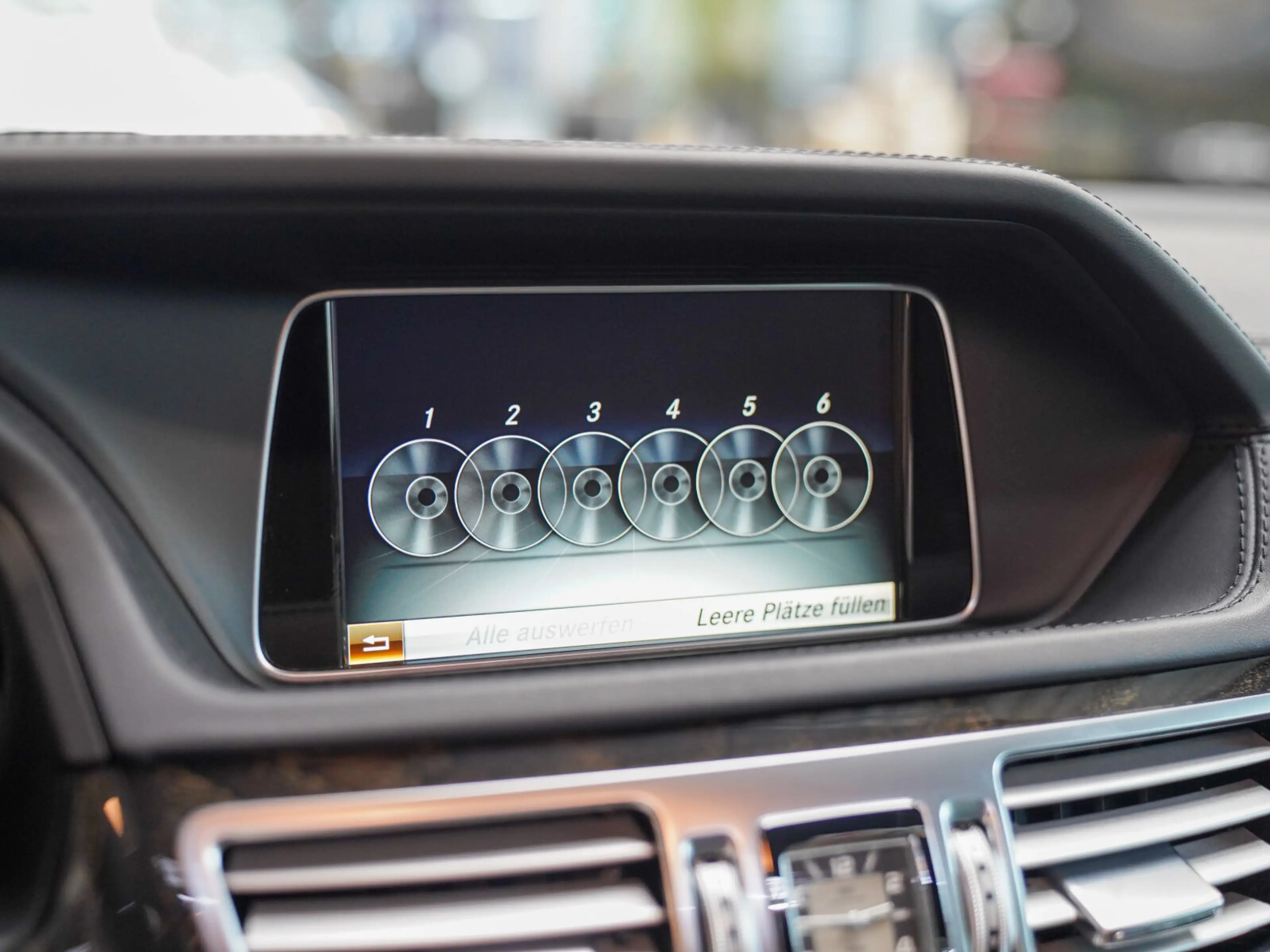 Mercedes-Benz E 63 AMG E 63 AMG T 4M VMAX Kunde kommt Freitag AMG Sport — photo 24
