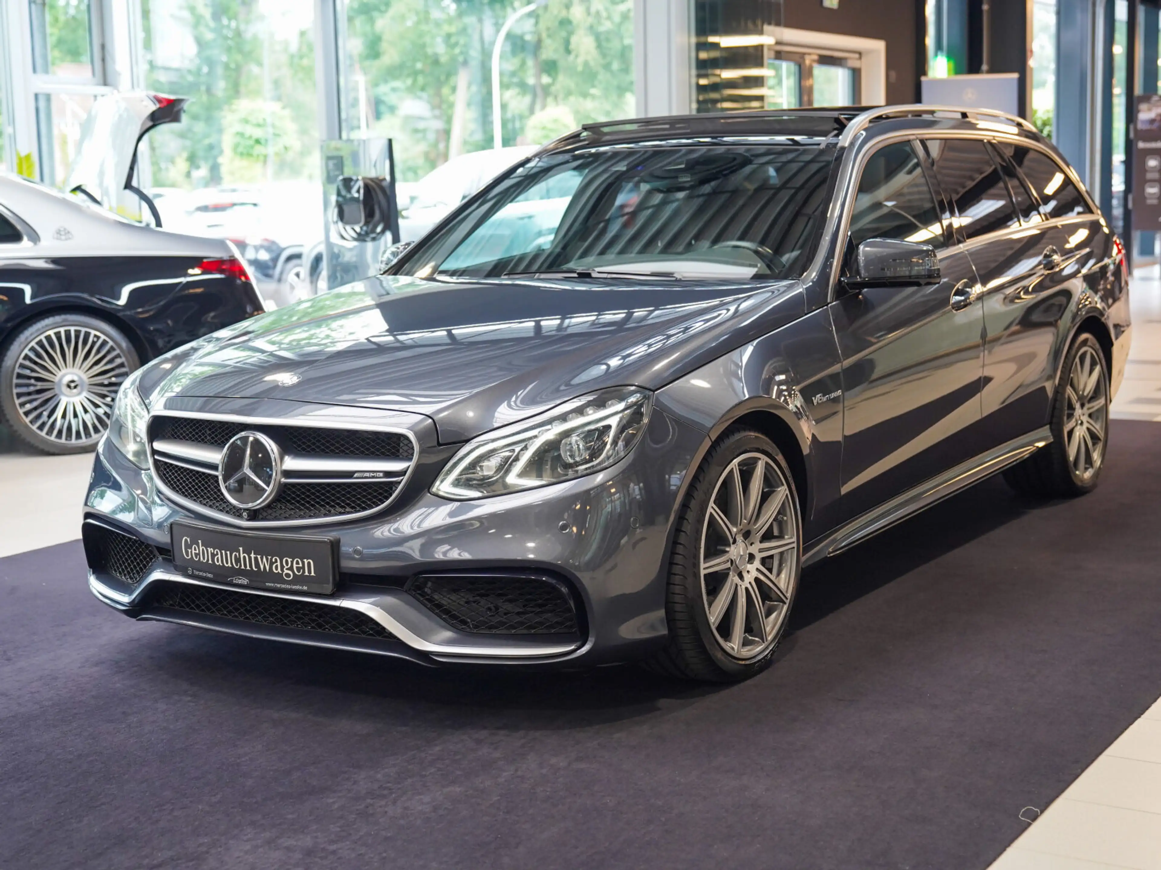 Mercedes-Benz E 63 AMG E 63 AMG T 4M VMAX Kunde kommt Freitag AMG Sport — photo 7