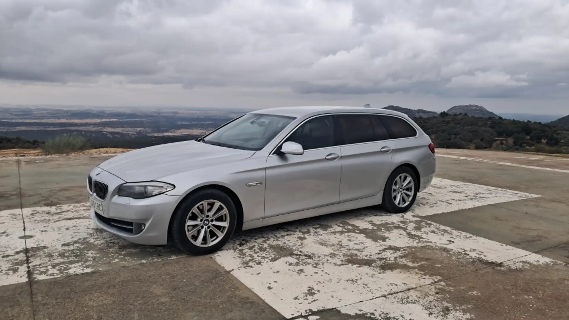 BMW 520 520dA Touring Gris - 2