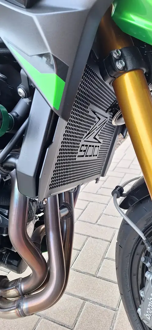 Kawasaki Z 900 Noir - 1