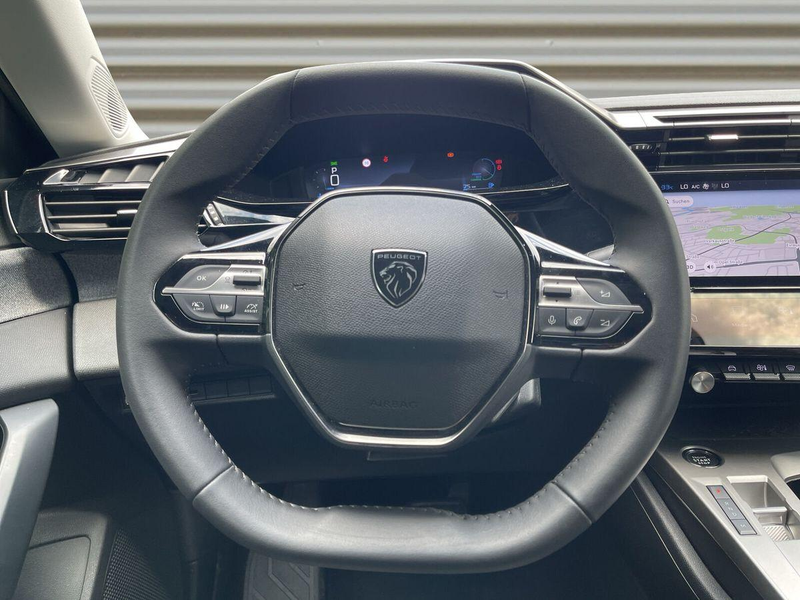 Peugeot 408 Allure Hybrid 145  e-DCS6 Navi+360° Kam+ACC+DAB+ — photo 15