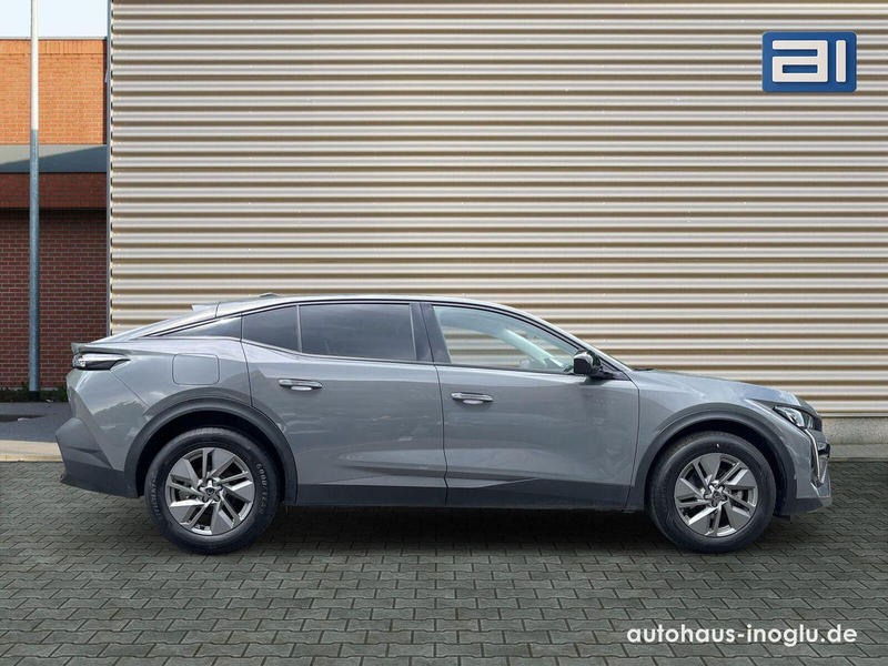 Peugeot 408 Allure Hybrid 145  e-DCS6 Navi+360° Kam+ACC+DAB+ — photo 8