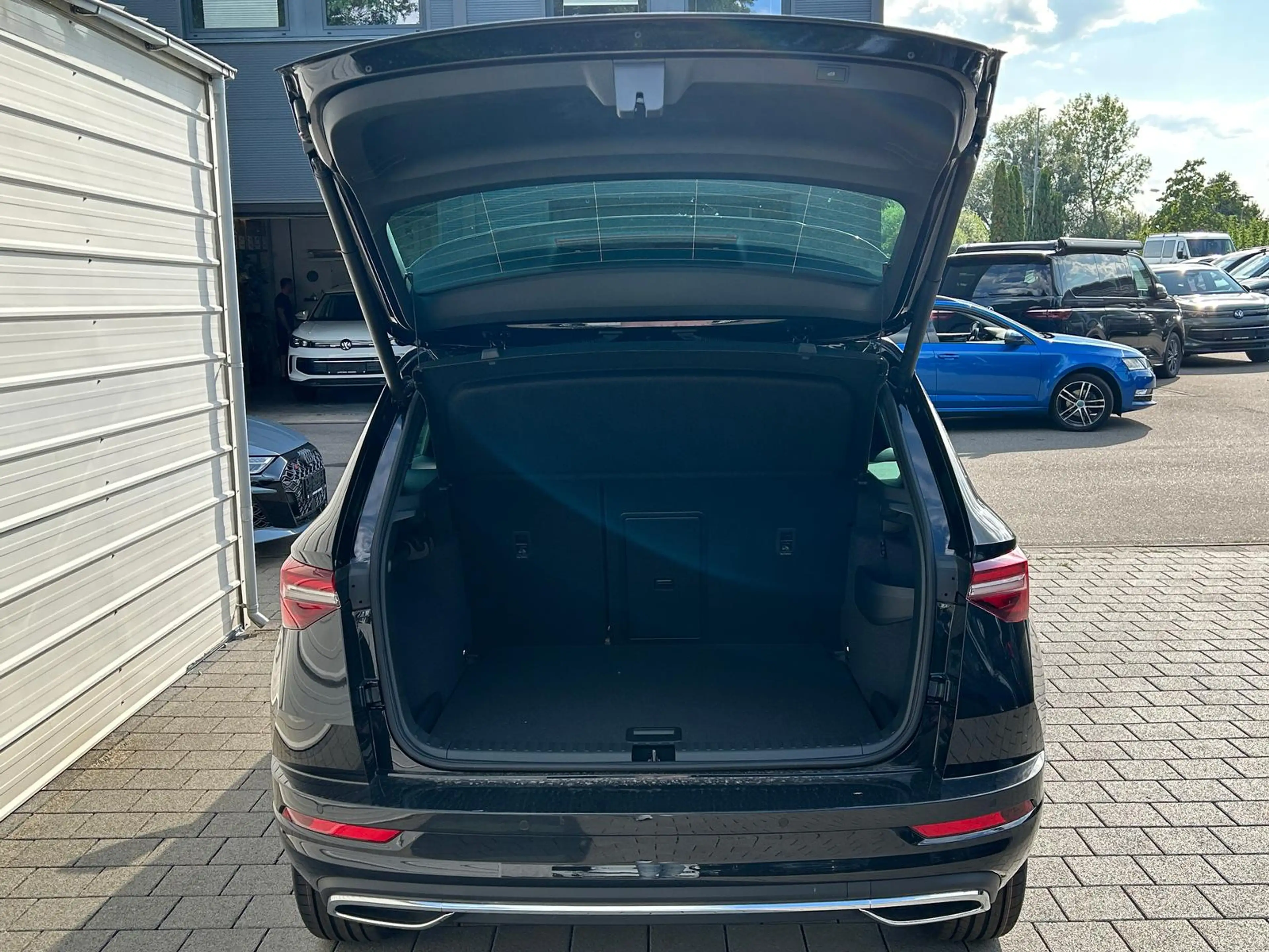 Skoda Karoq Sportline 2.0 TDI DSG AHK*NAVI*Android Auto**SHZ*K — photo 15