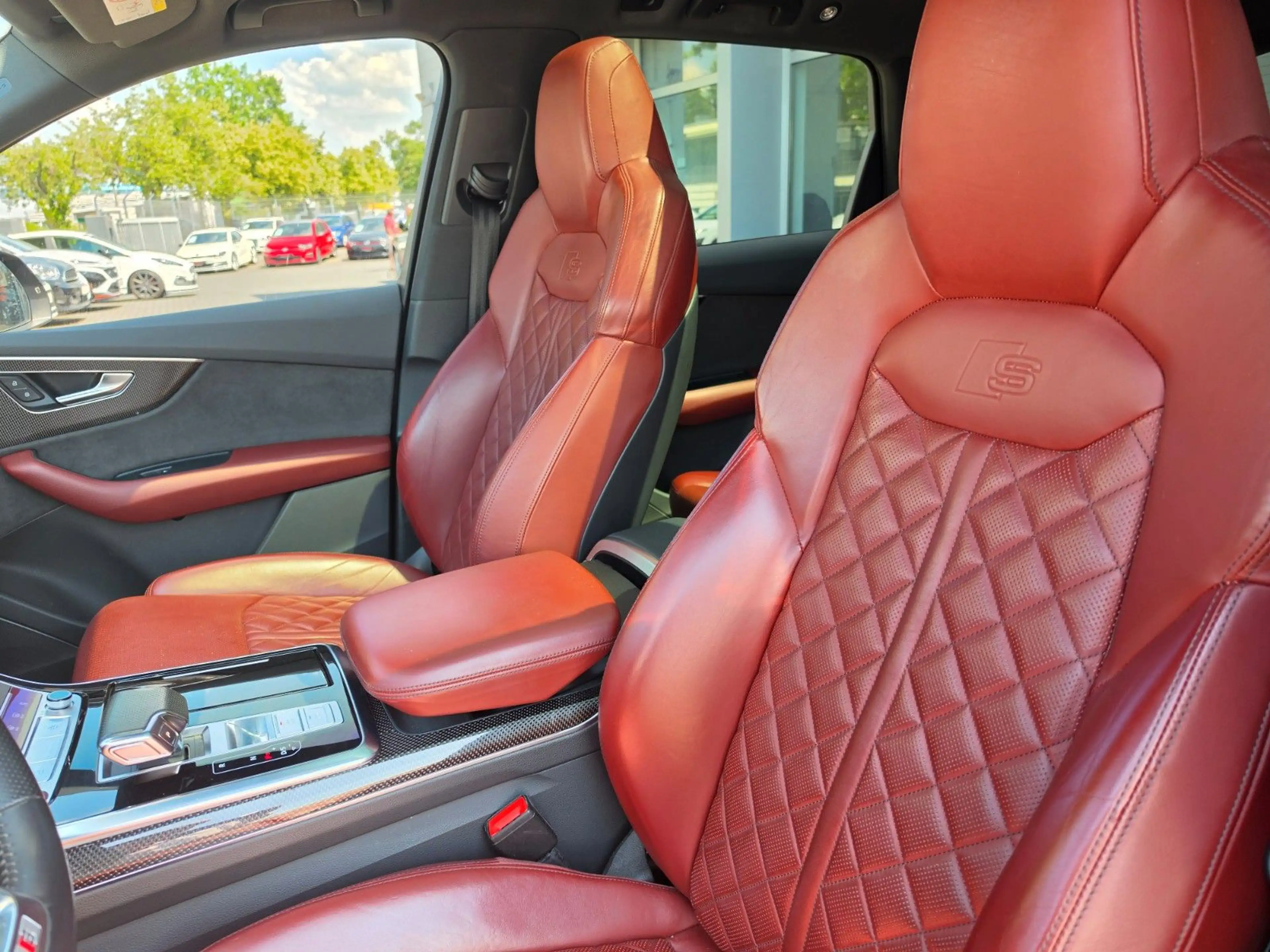 Audi SQ7 4.0 TDI quattro*CARBON*HuD*PANO*Massage — photo 12