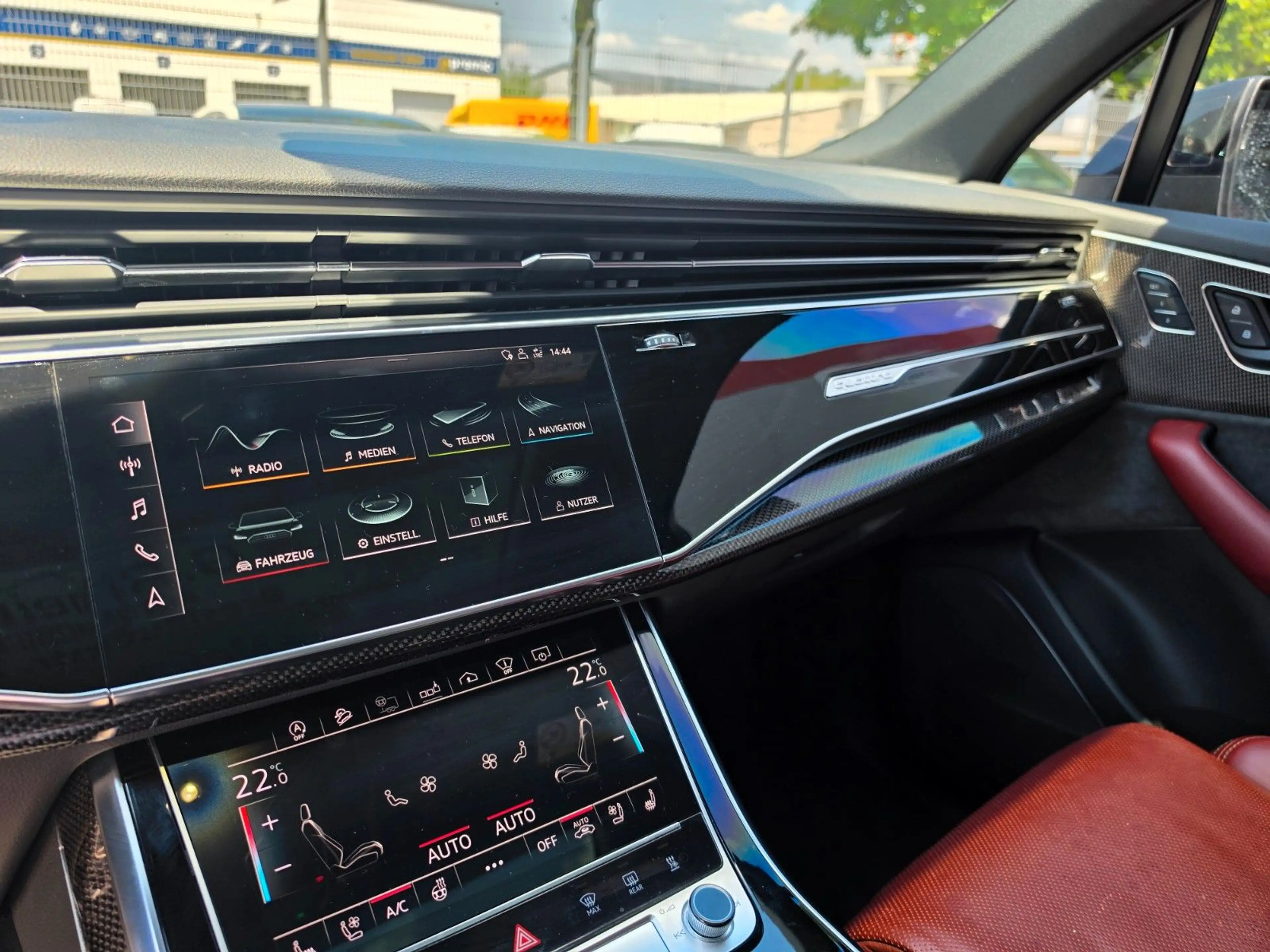 Audi SQ7 4.0 TDI quattro*CARBON*HuD*PANO*Massage — photo 13