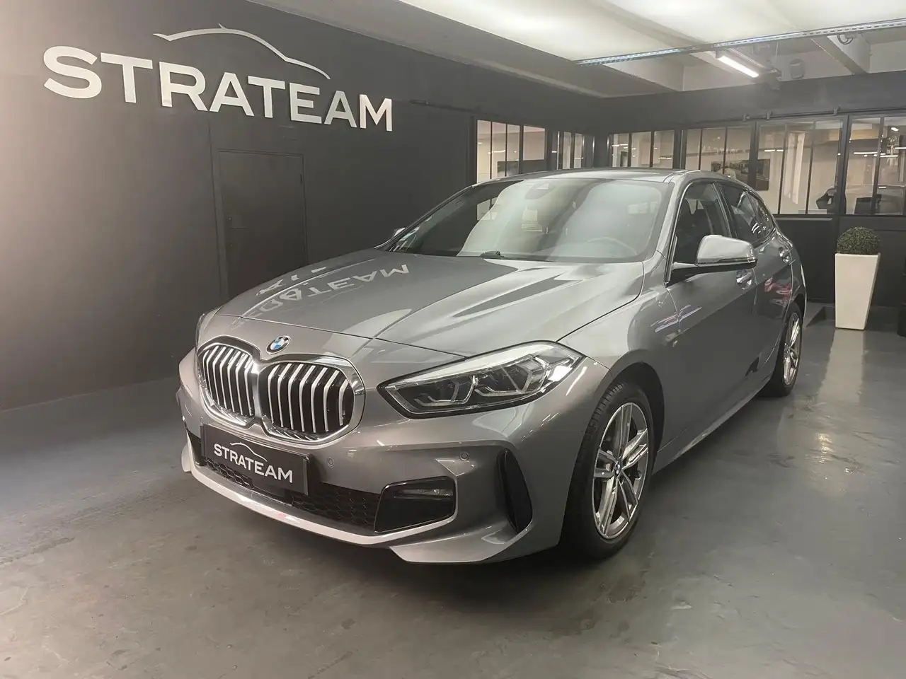 BMW 118