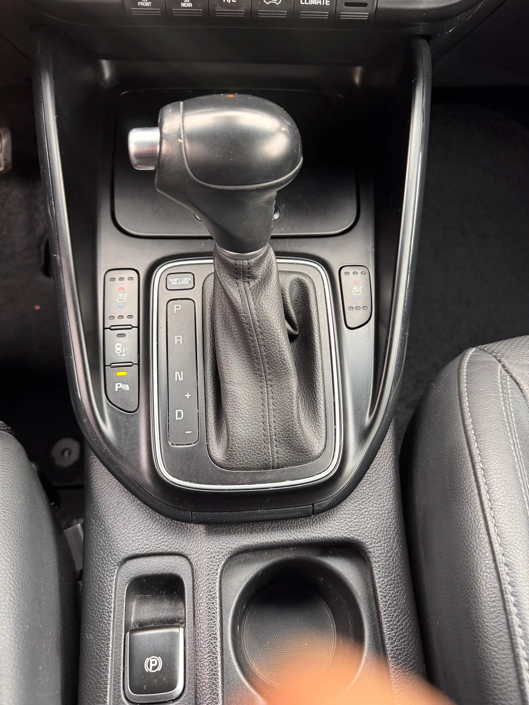 Kia Carens Spirit LEDER Panorama Xenon — photo 14